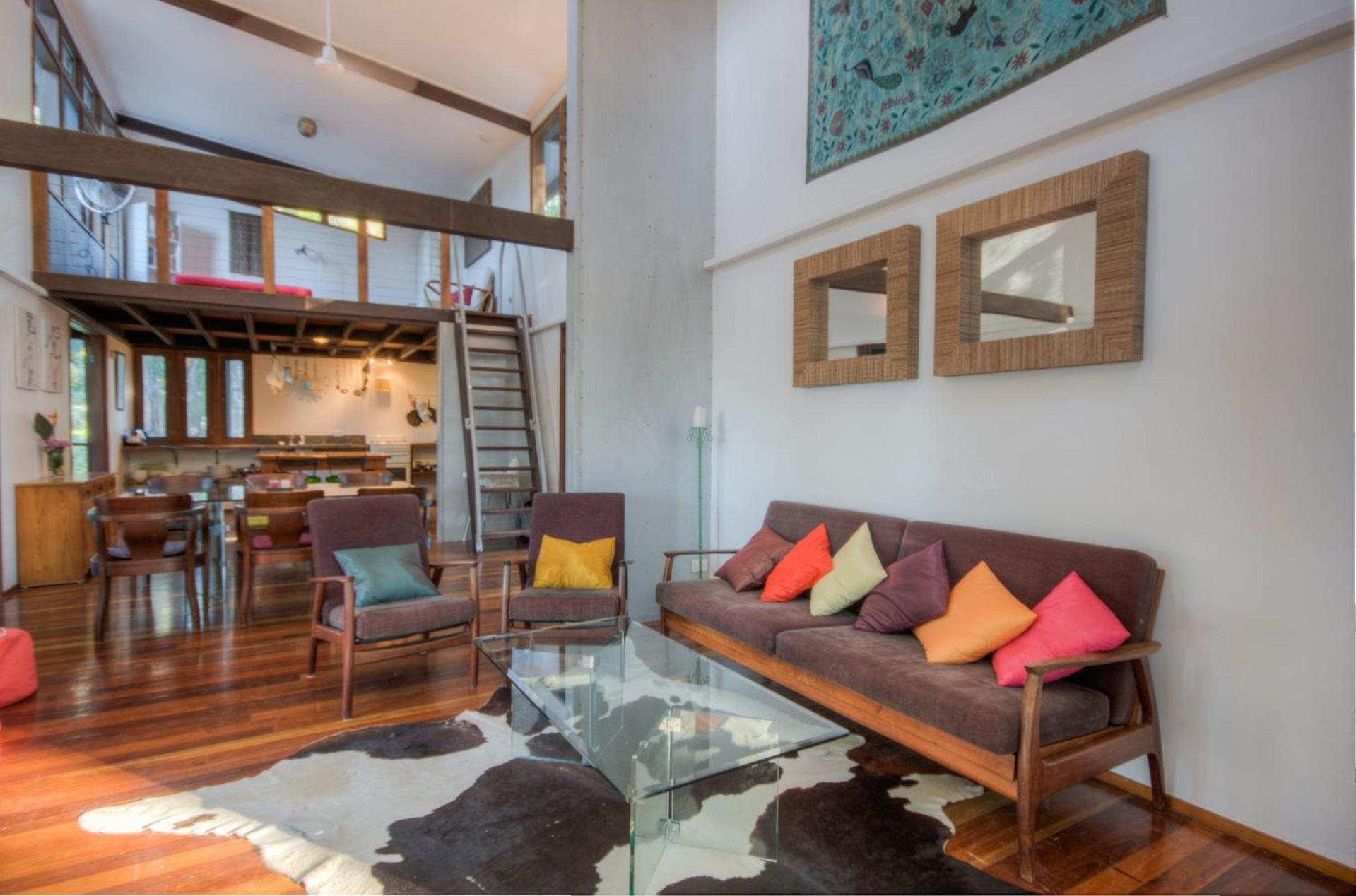 Lizard Lodge