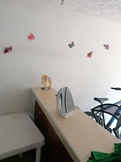 Bienvenido a tu segundo hogar a dos cuadras del centro recreaciónal lagos club comfatolima