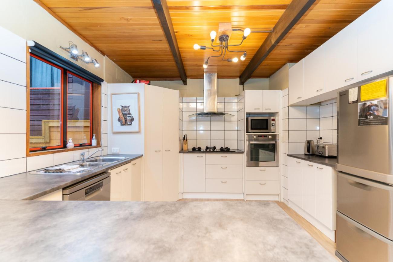 42a Alpine Avenue view 5