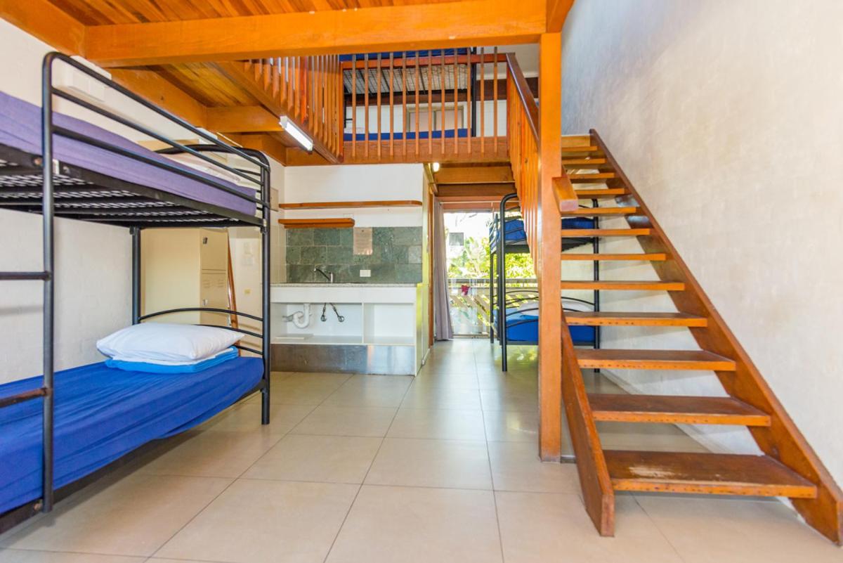 Aquarius Backpackers Resort