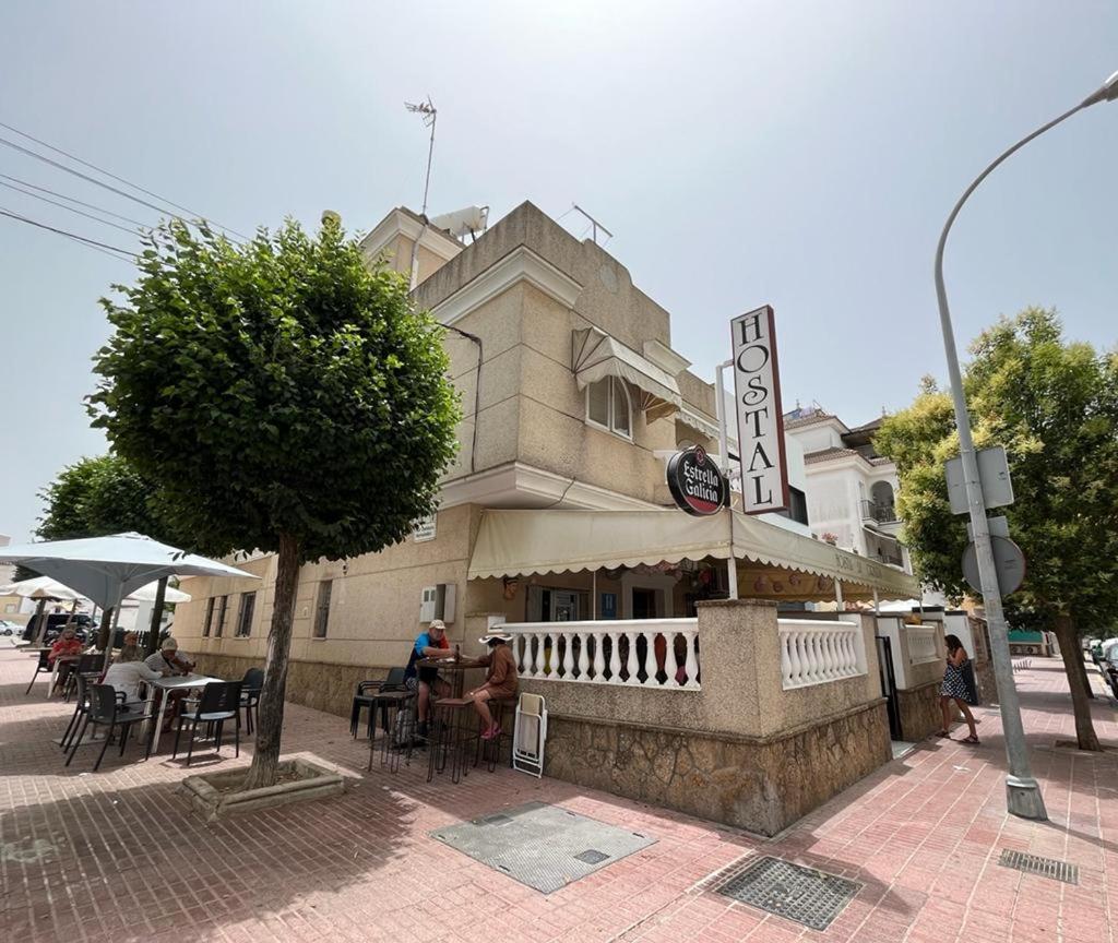 Rota Vacations - Hostal Restaurante La Giralda - Property Image 1