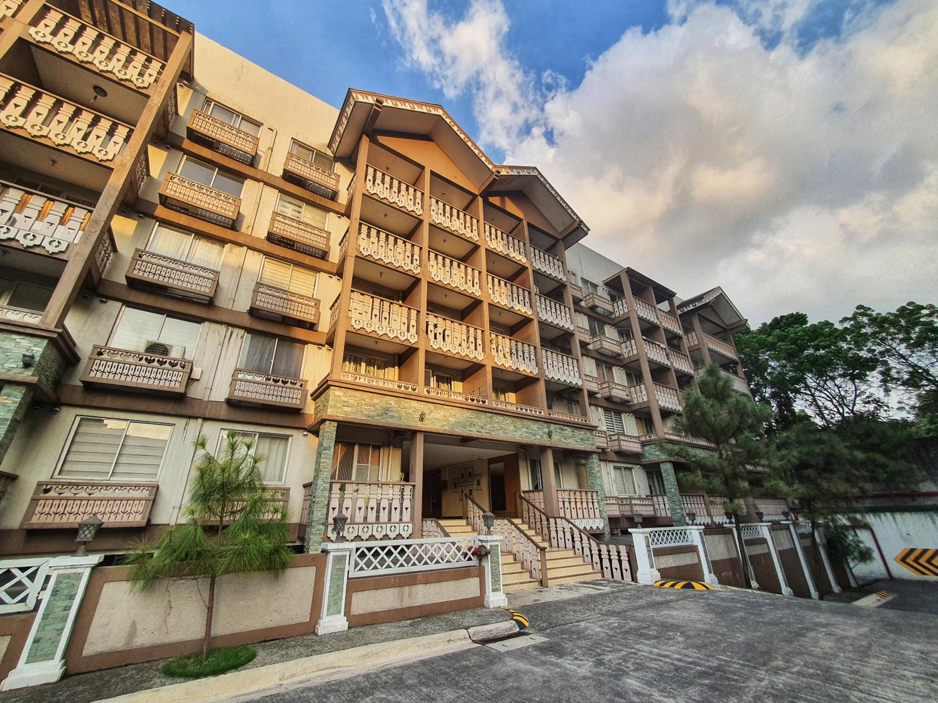 SweetSuites at Pine Crest #T3-239 view 2