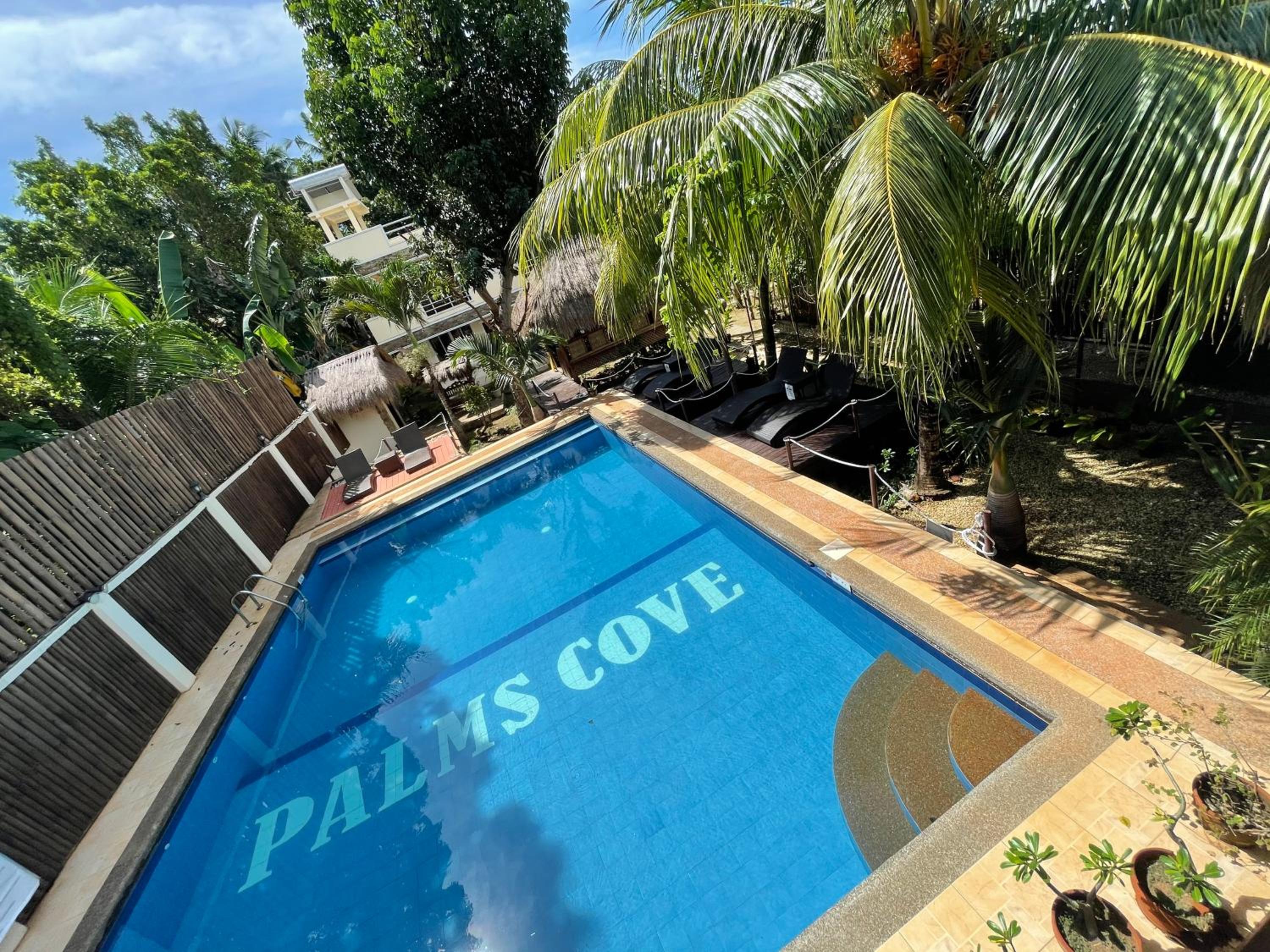 Palms Cove Resort