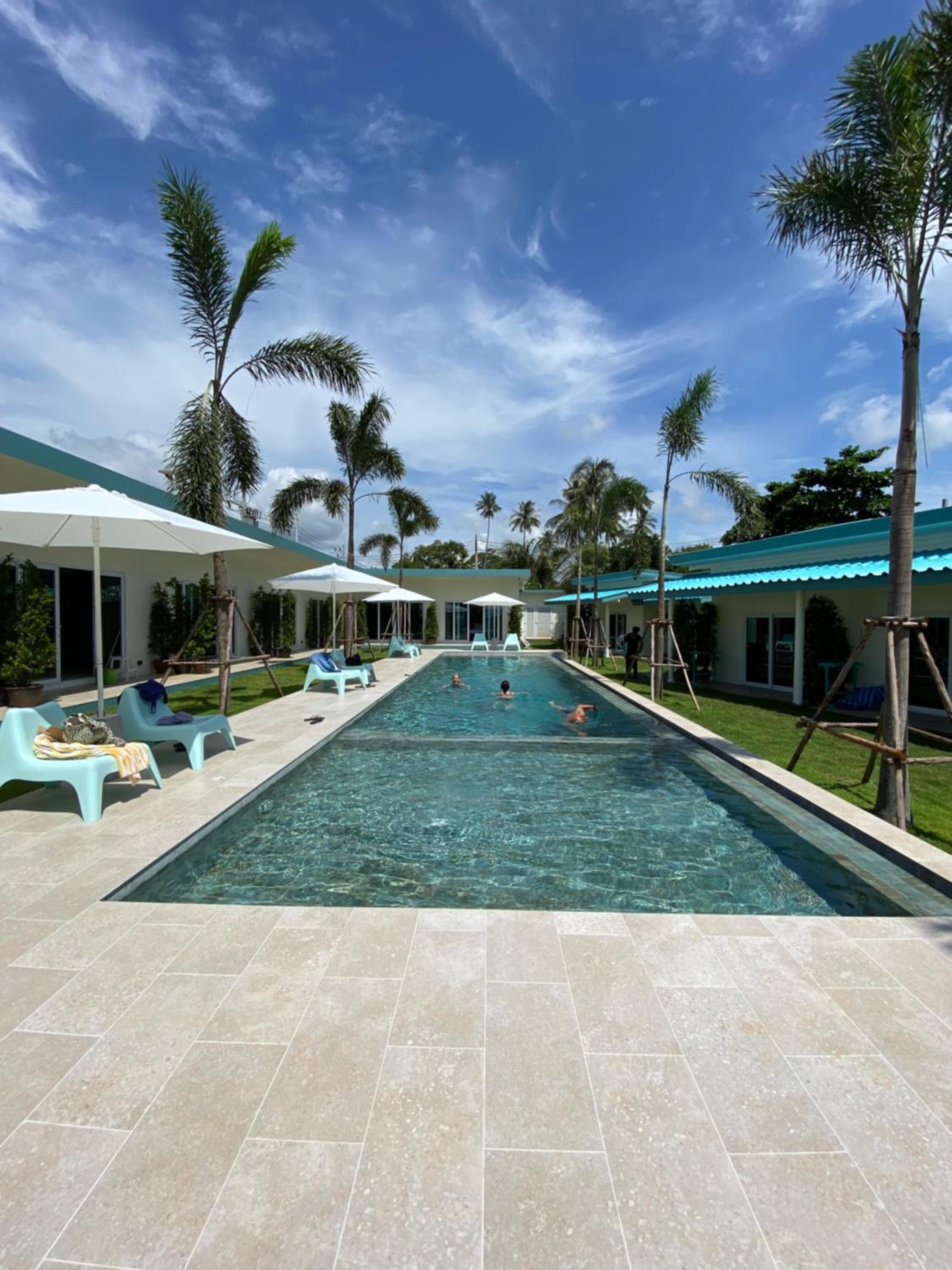 Le Petit Saint Tropez Beach Resort Khanom