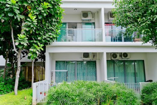 Bulan Guesthouse Imago photo 5