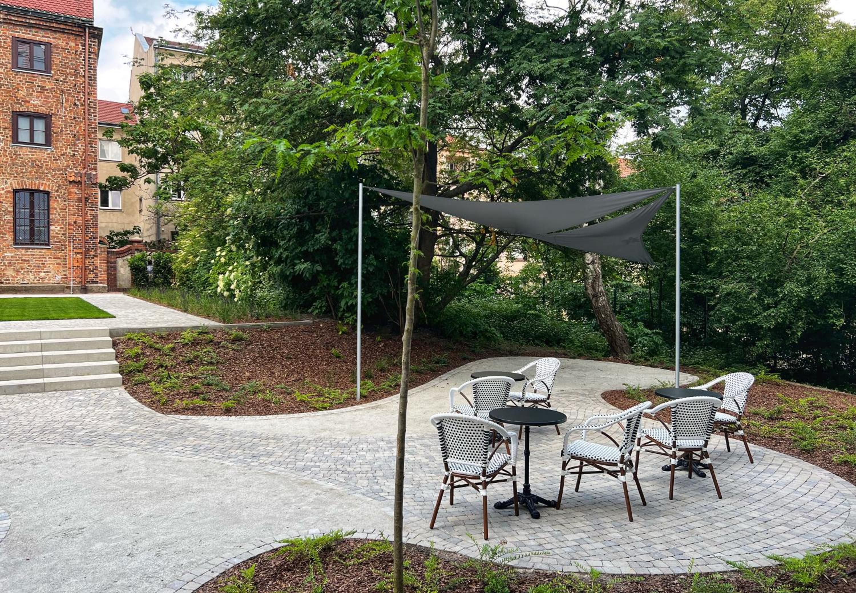 outdoor BBQ area