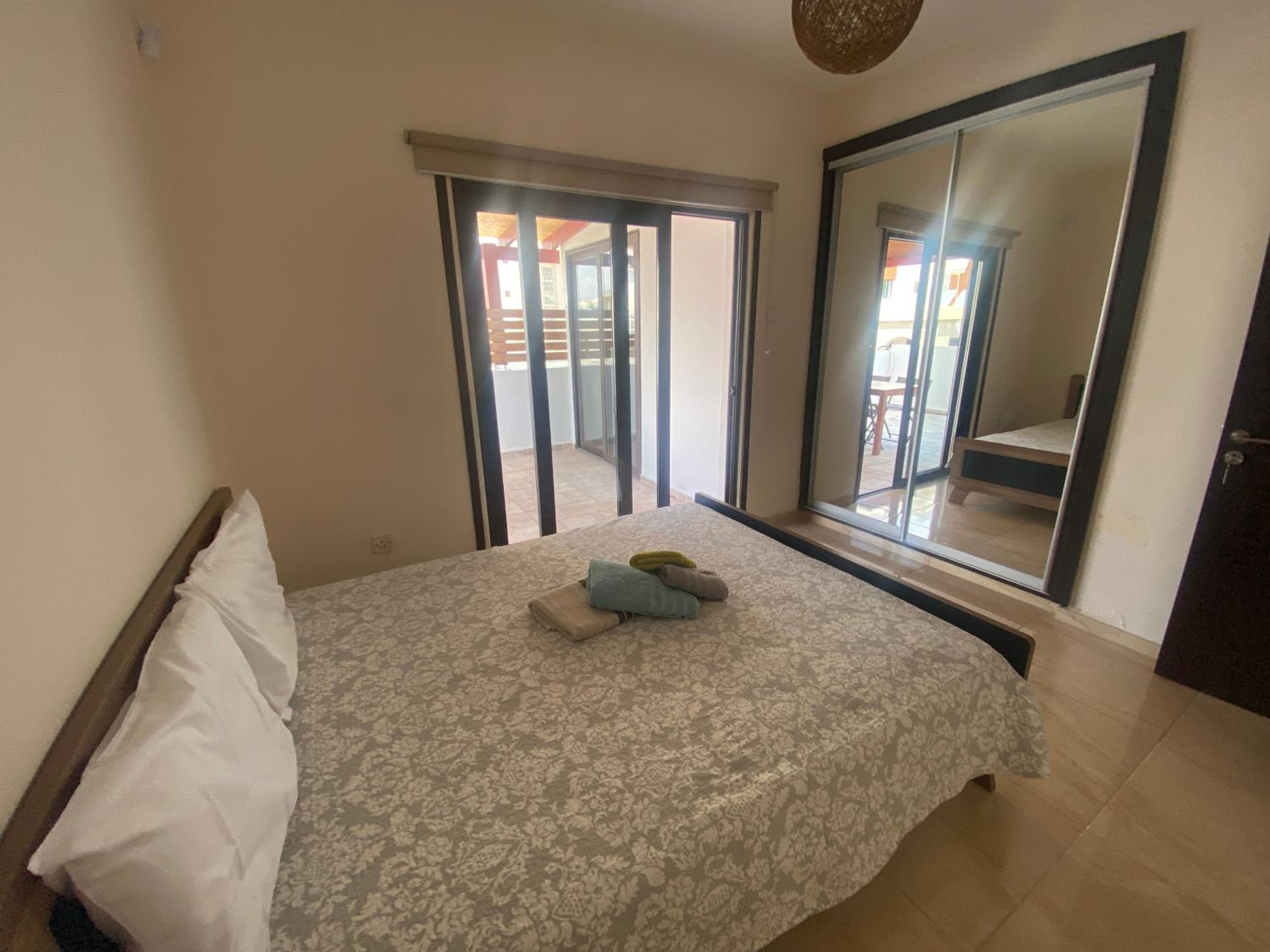 Philip Spacious Apartment