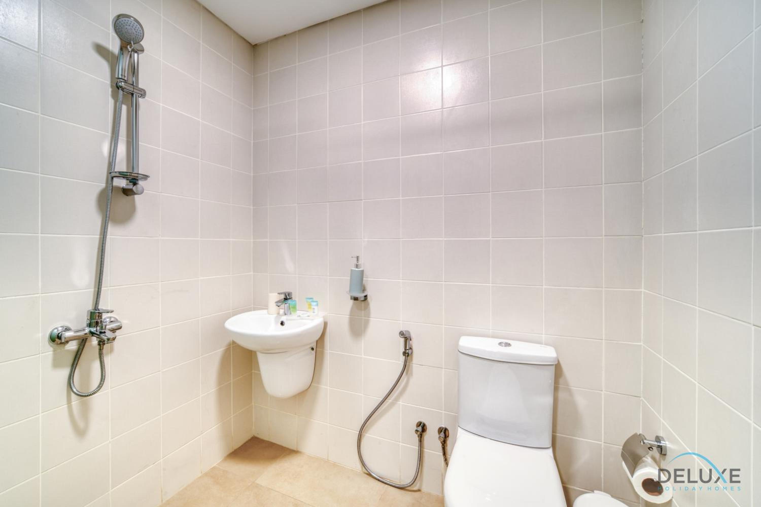 Rustic 2BR at Sparkle Tower 1 Dubai Marina by Deluxe Holiday Homes
