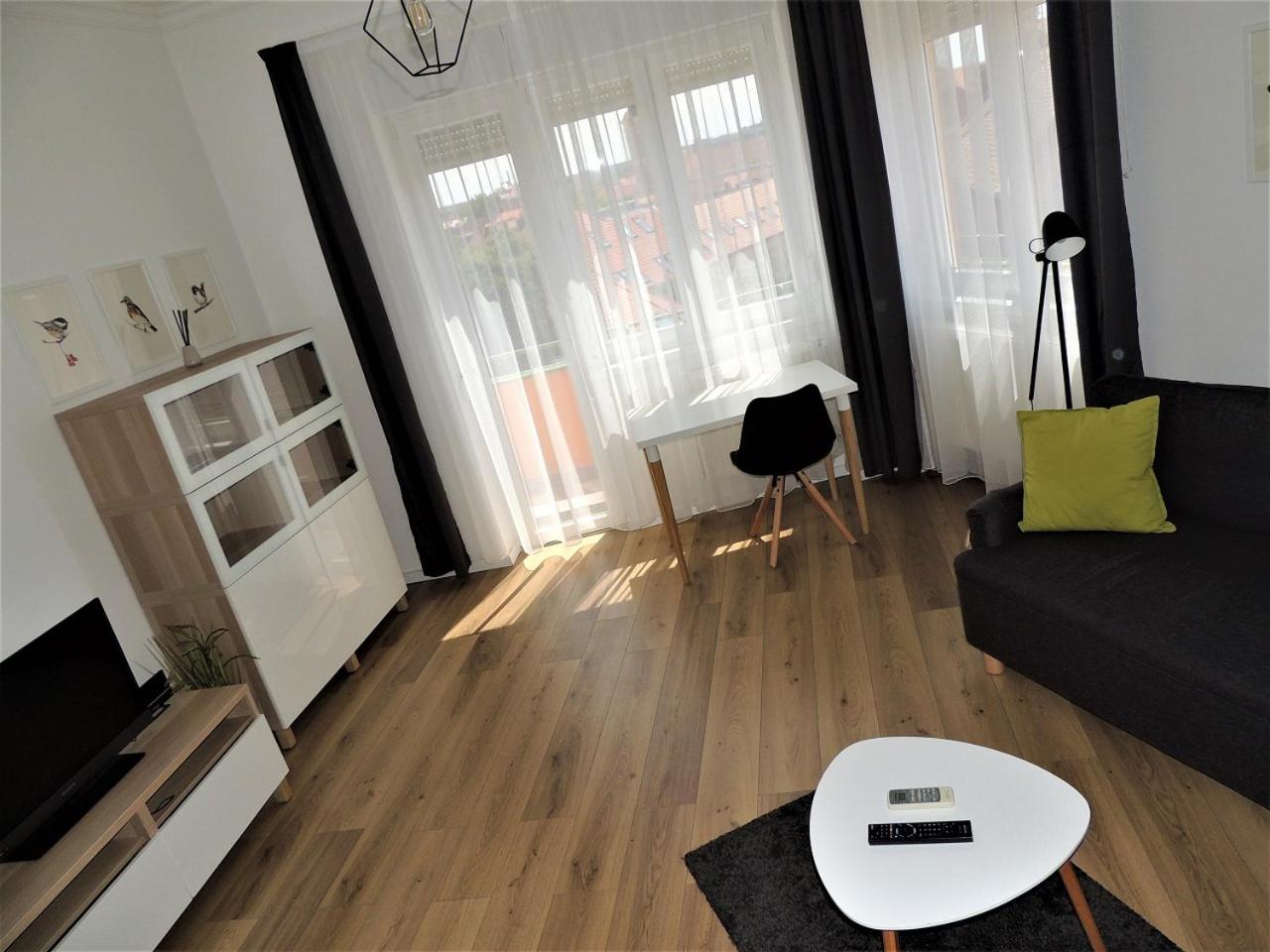 Art-déco view 4