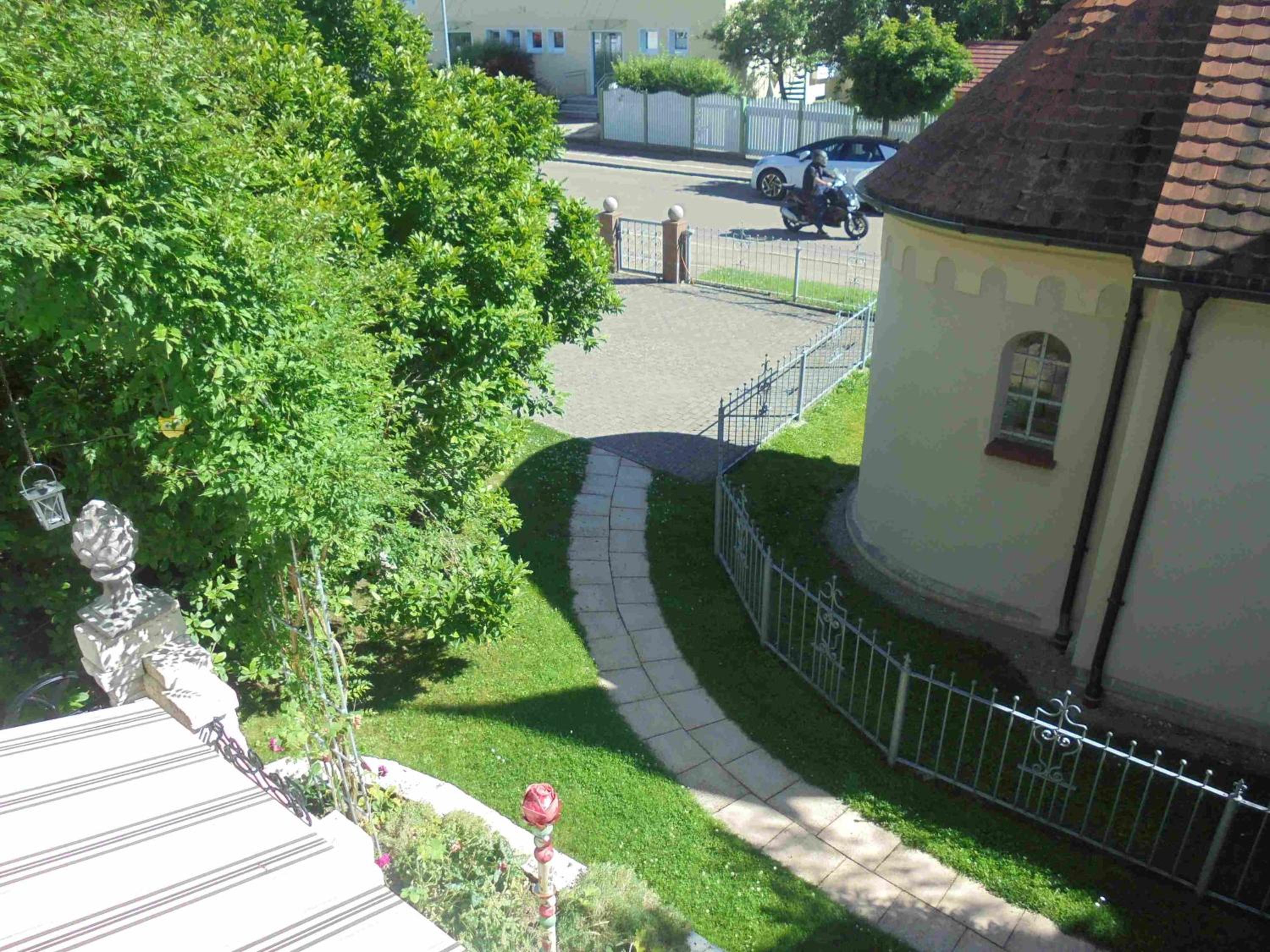 Photo 16