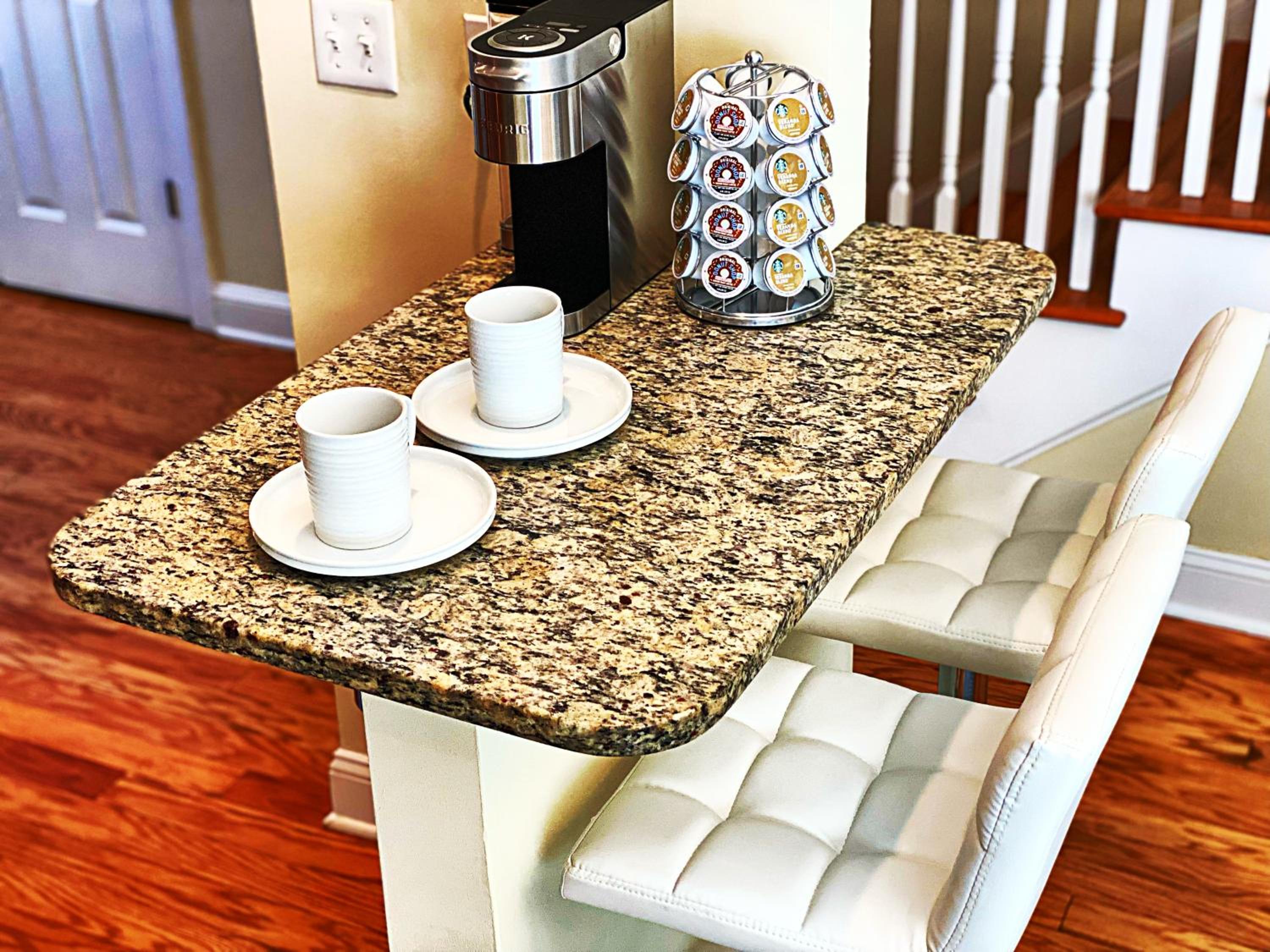 *Stylish* Luxury Suite Near Historic Downtown view 5