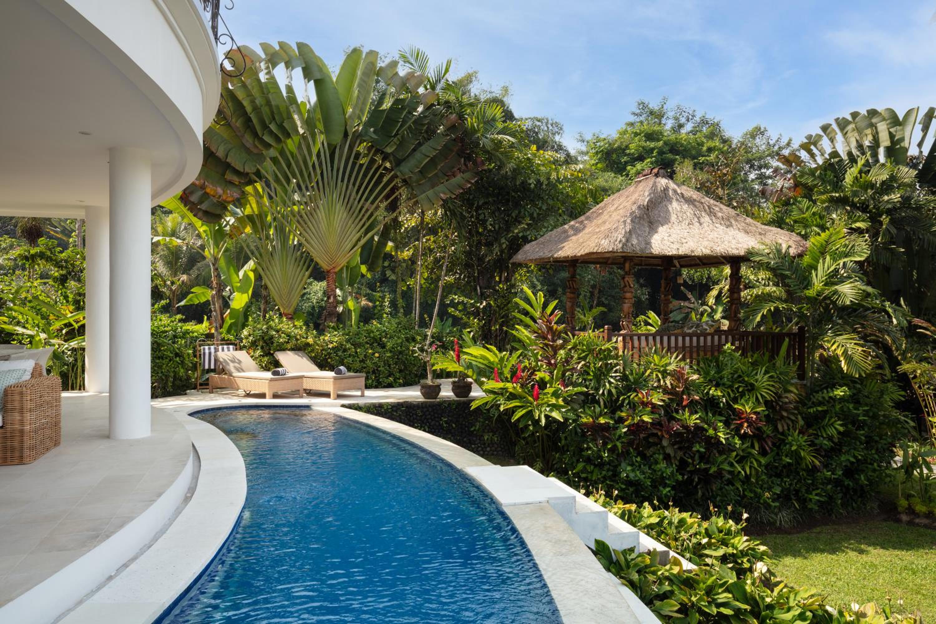 Villa Tau view 4