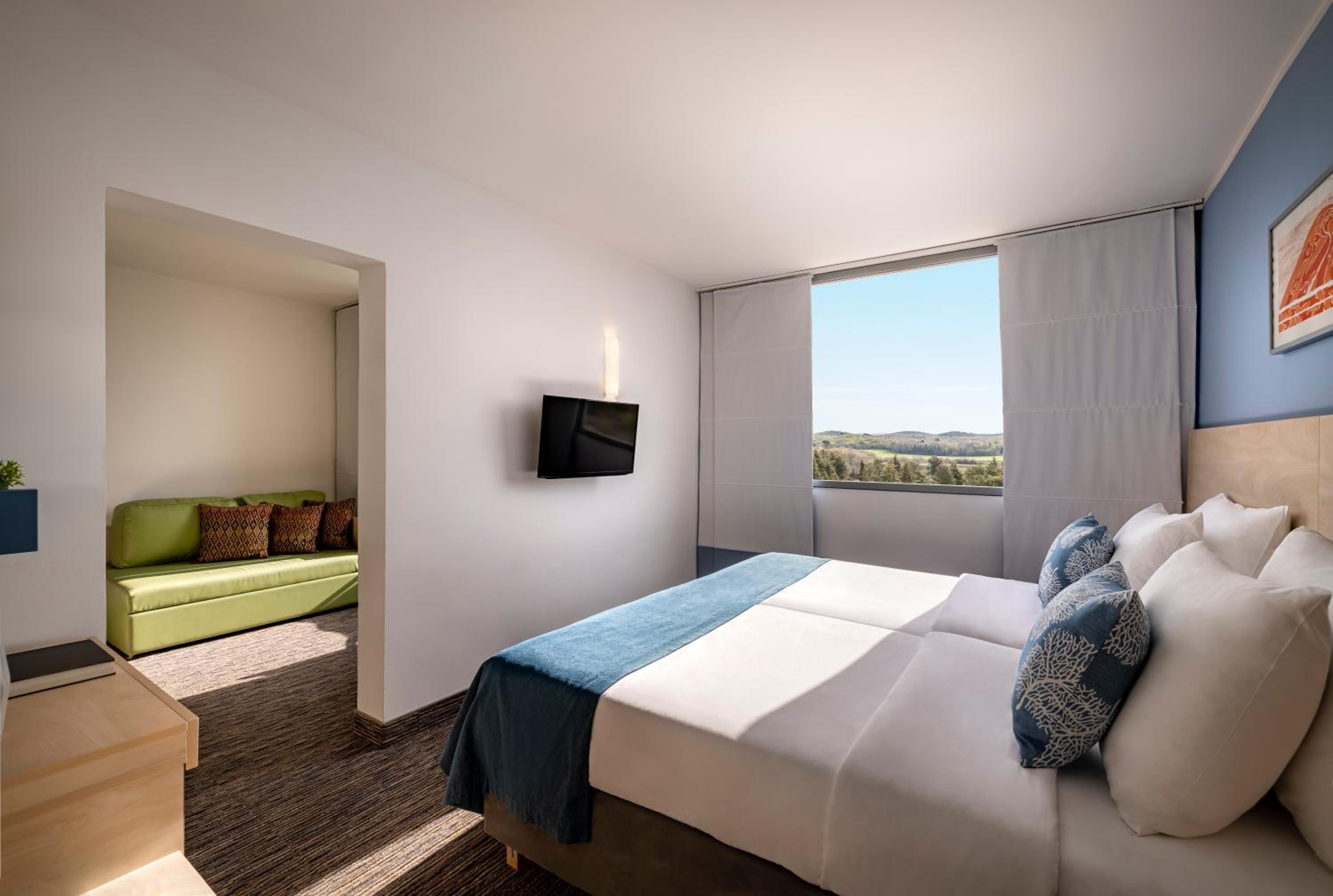 Valamar Diamant Hotel - Property Image 1