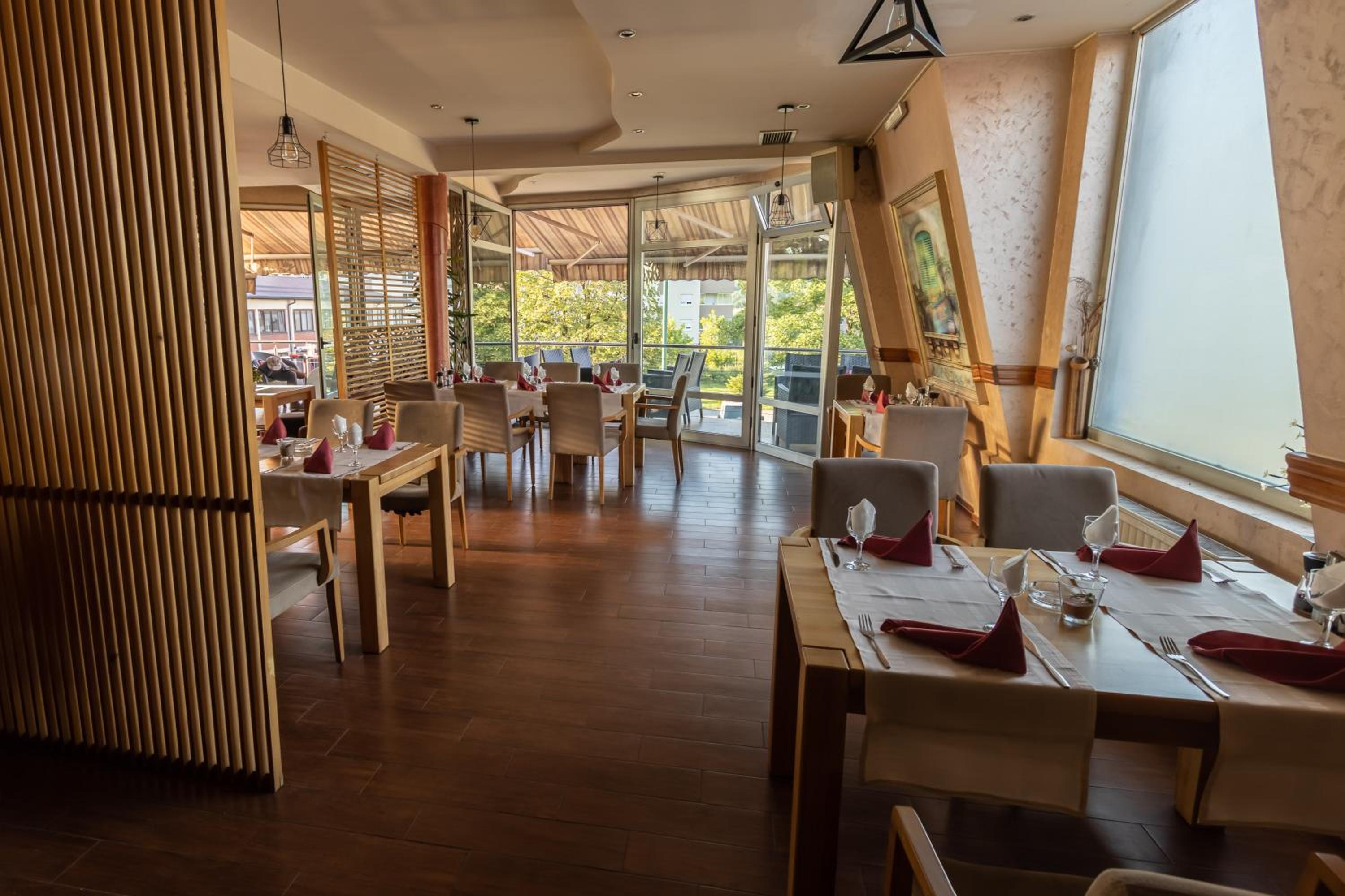 Verdi Rooms