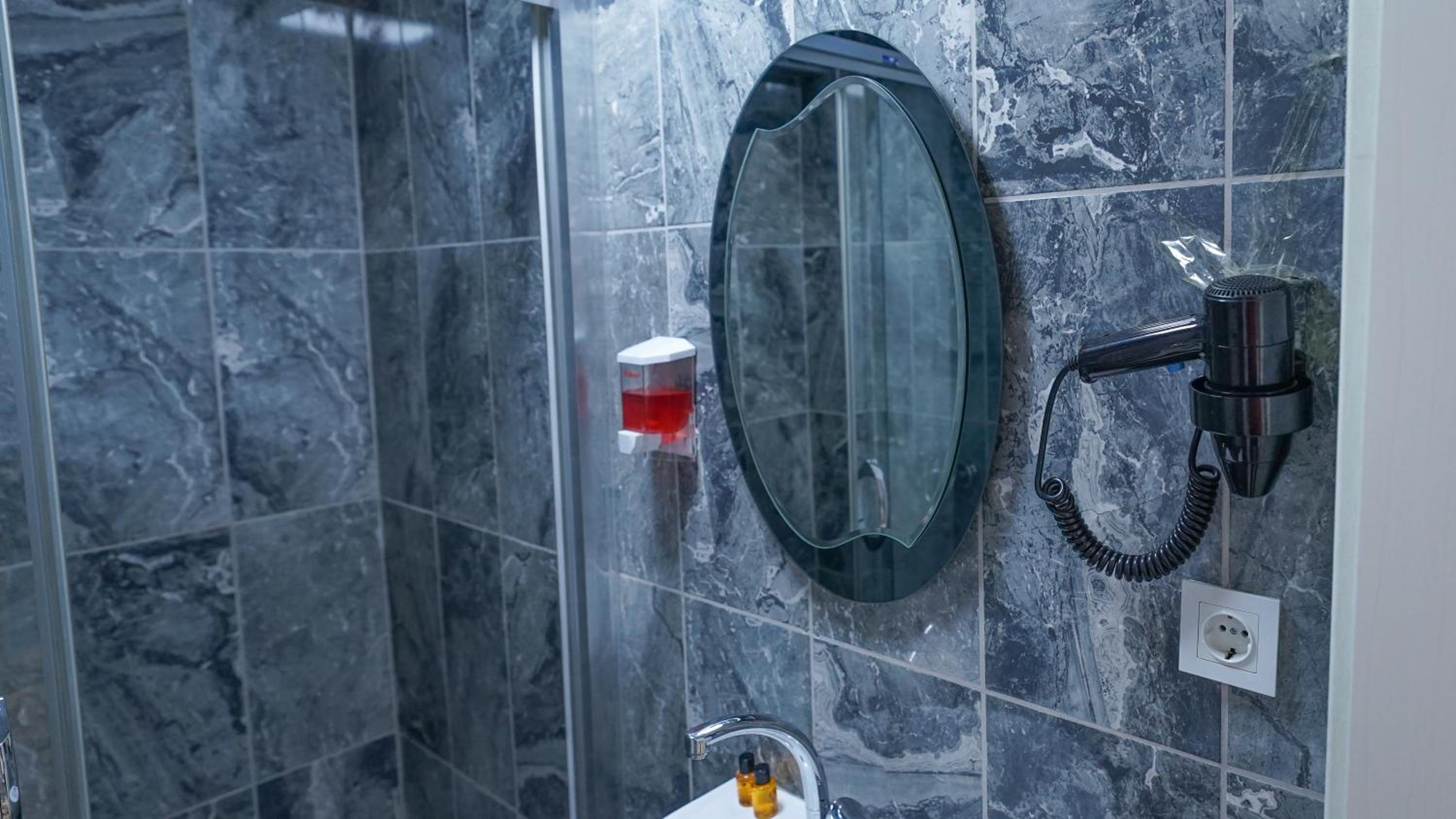 Lukka Suit Otel - Image 109