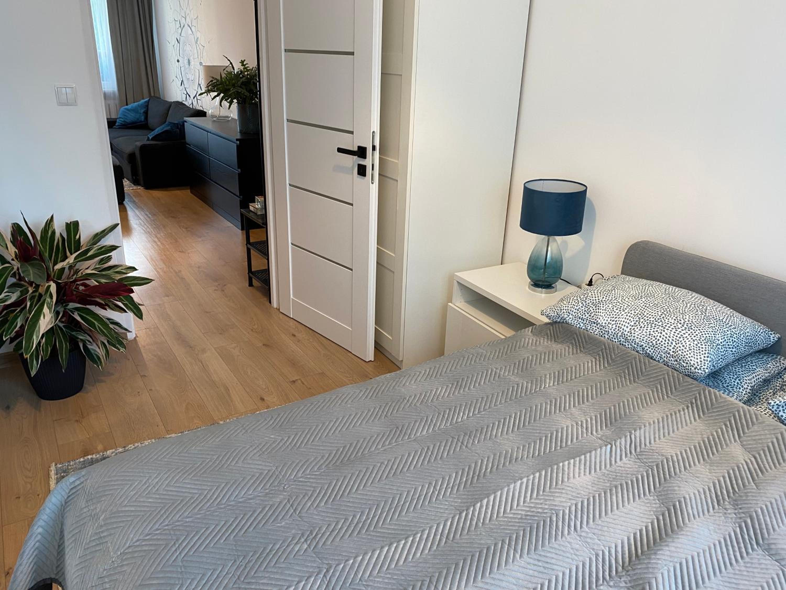 Apartament w ZIELONEJ OKOLICY z TARASEM view 5