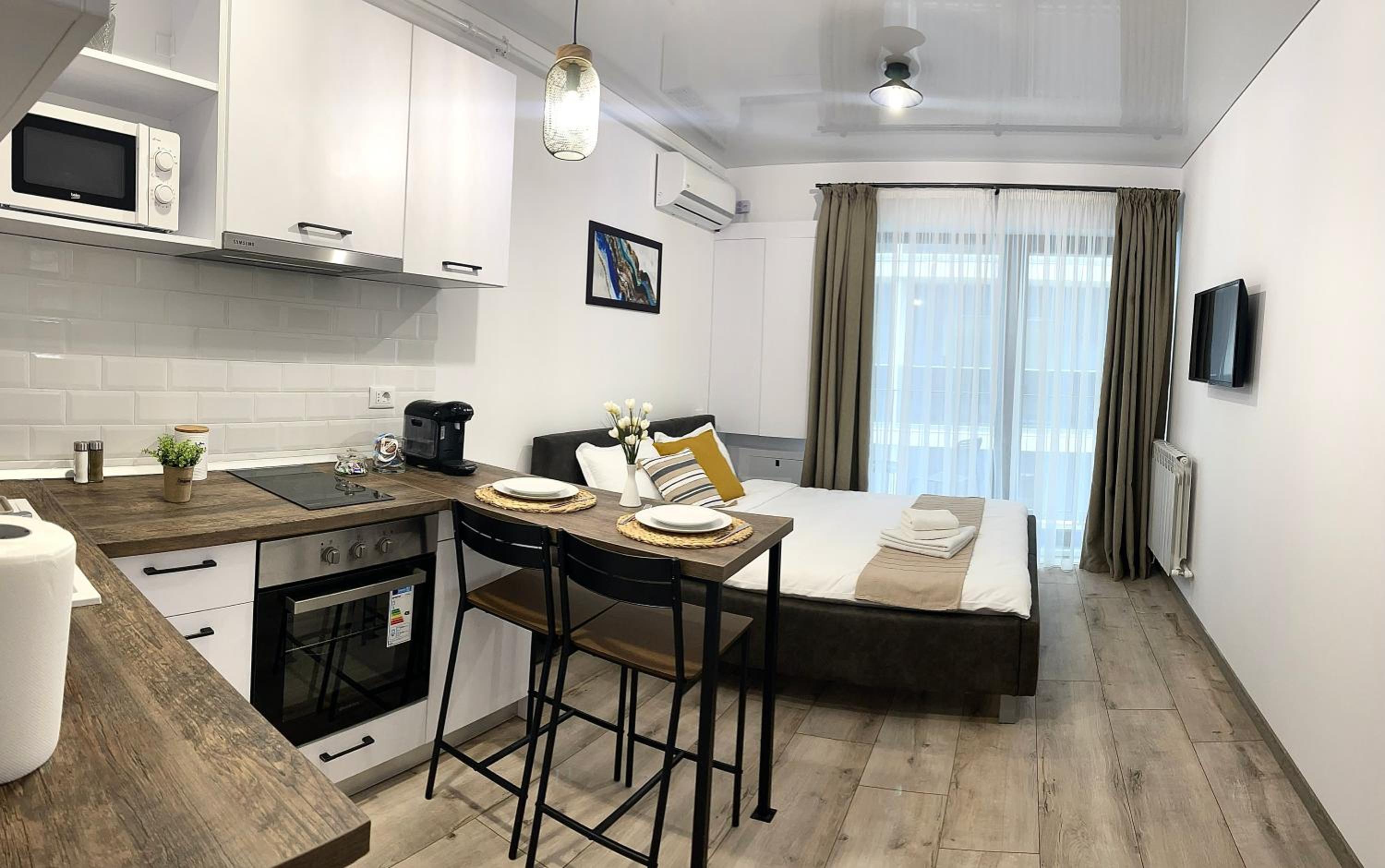 Studio Mirage Residence Mamaia view 2
