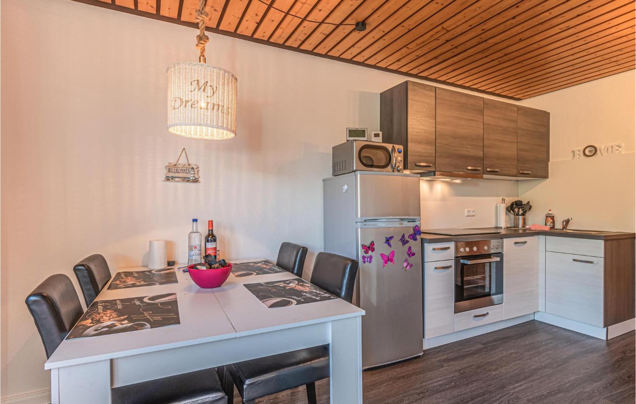 Stunning Apartment In Friedrichskoog