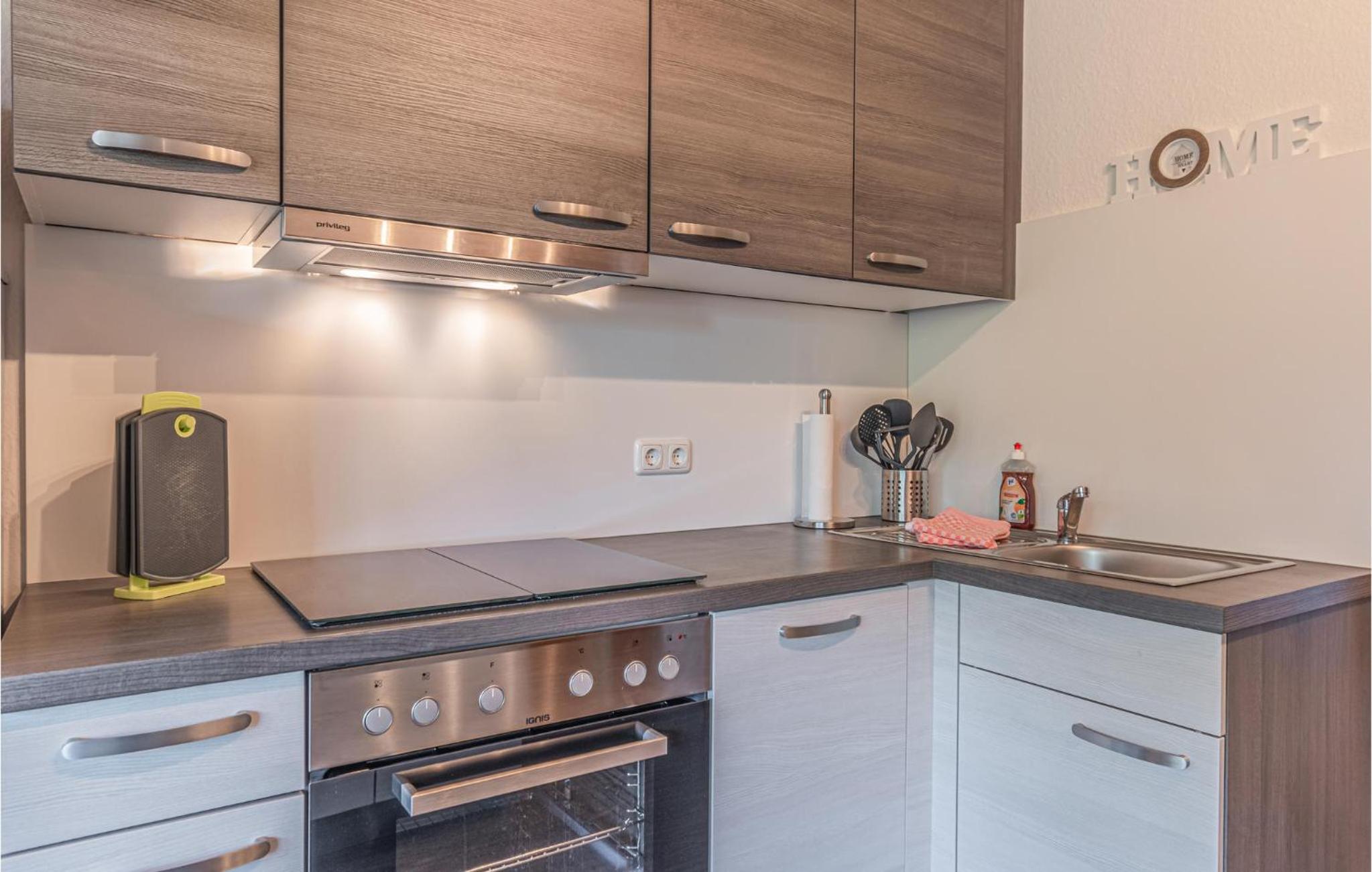 Stunning Apartment In Friedrichskoog