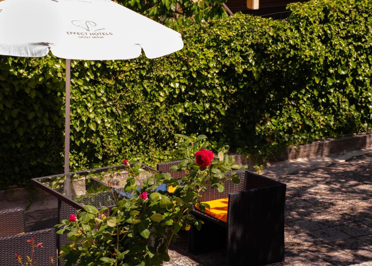 outdoor BBQ area