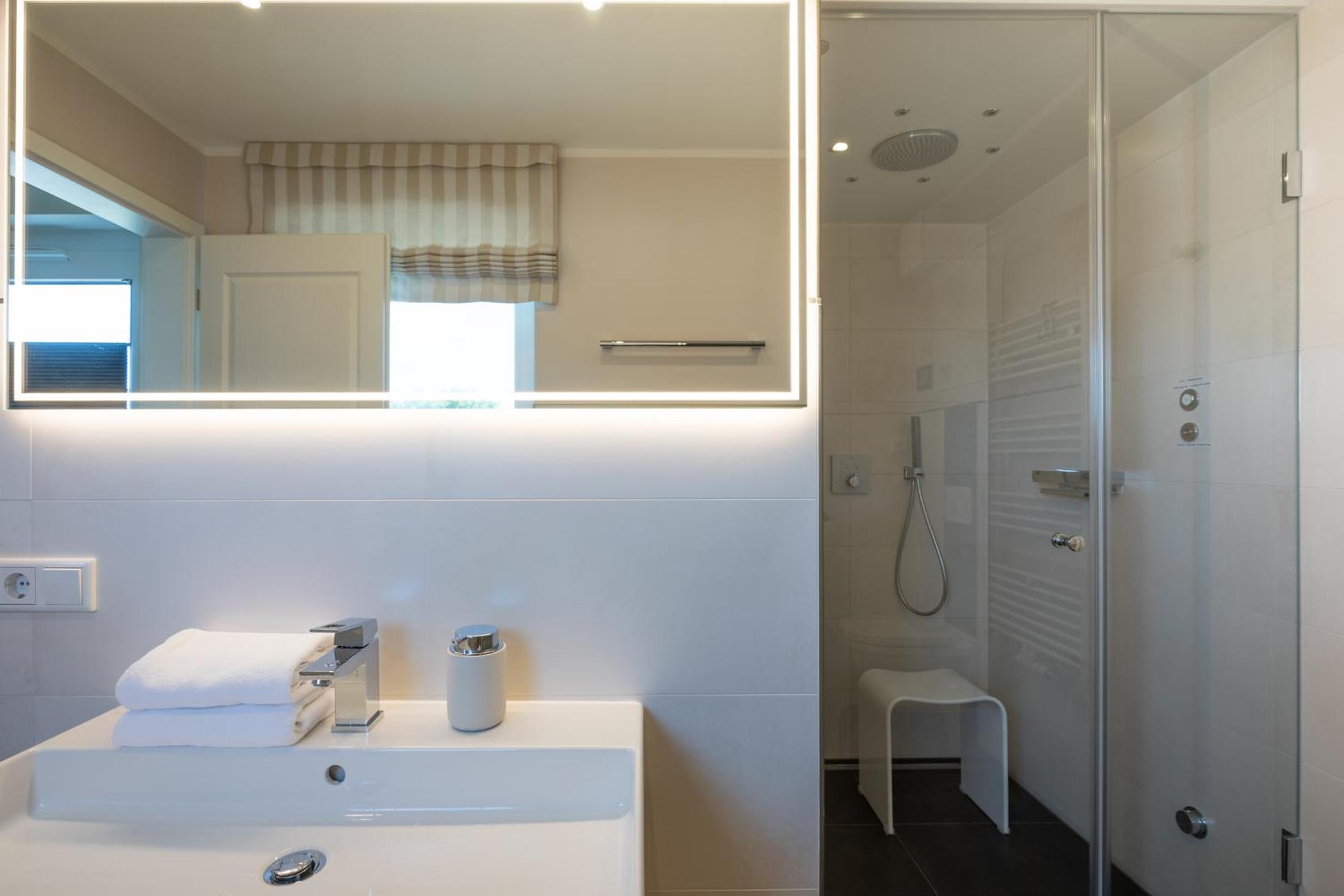 Penthouse SeeZeichen mit Seeblick