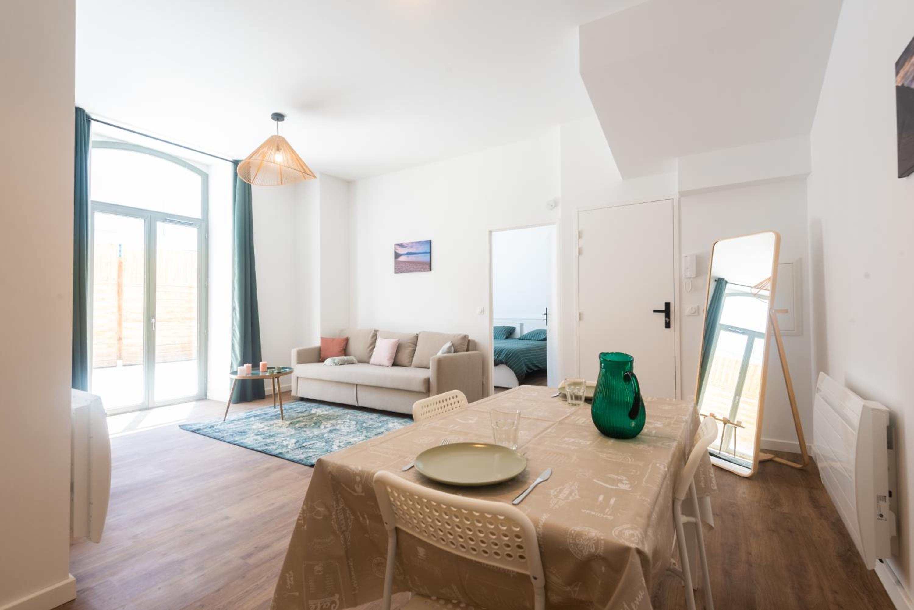 Appartements centre-ville - Wifi - Cuisine tout équipée - Lave-linge view 5