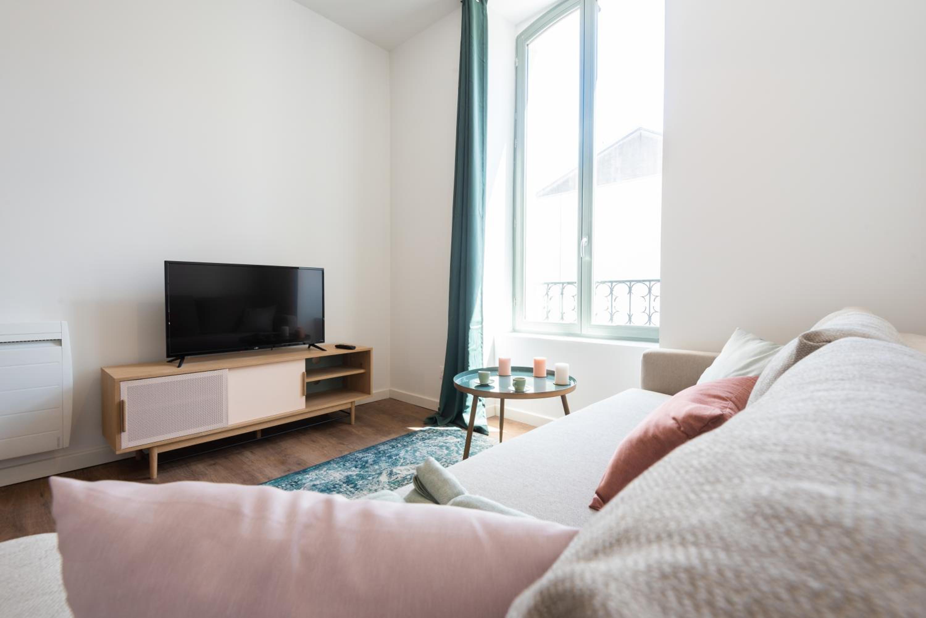 Appartements centre-ville - Wifi - Cuisine tout équipée - Lave-linge view 4