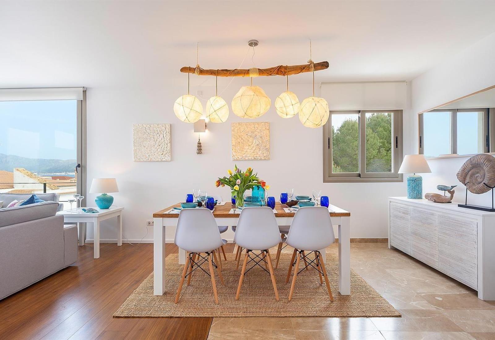 Modern House With Sea Views