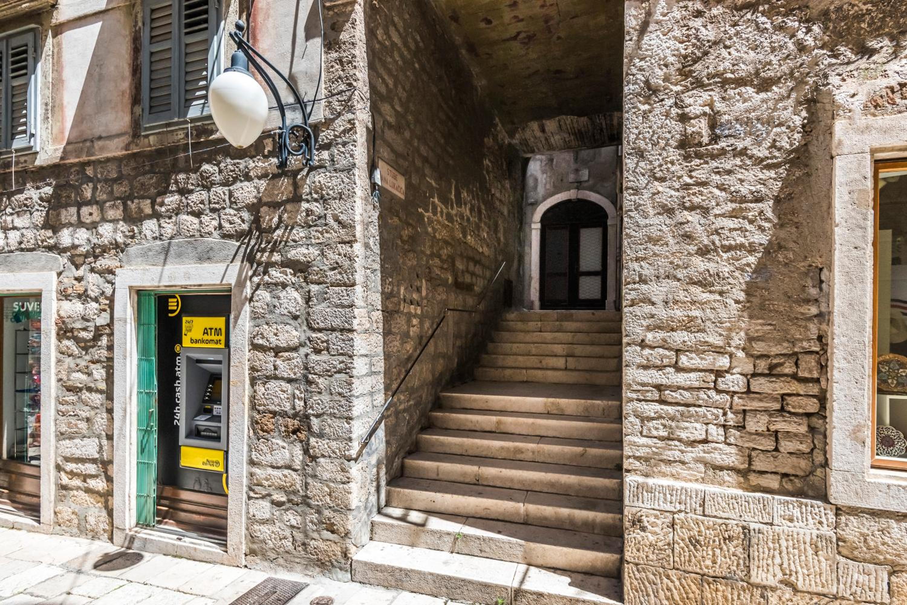 House Poletti view 5