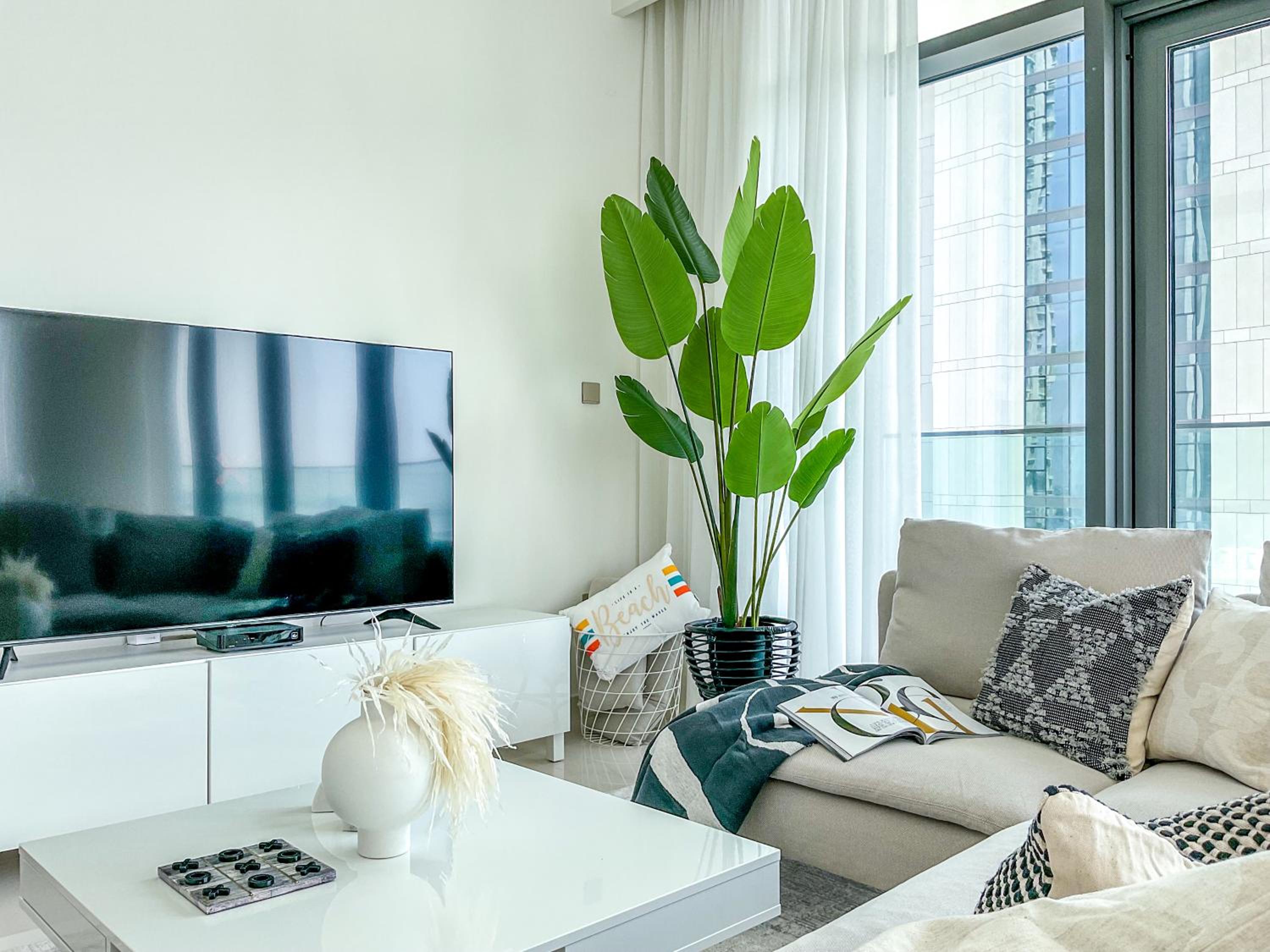 HiGuests - Superlative apt with private beach access