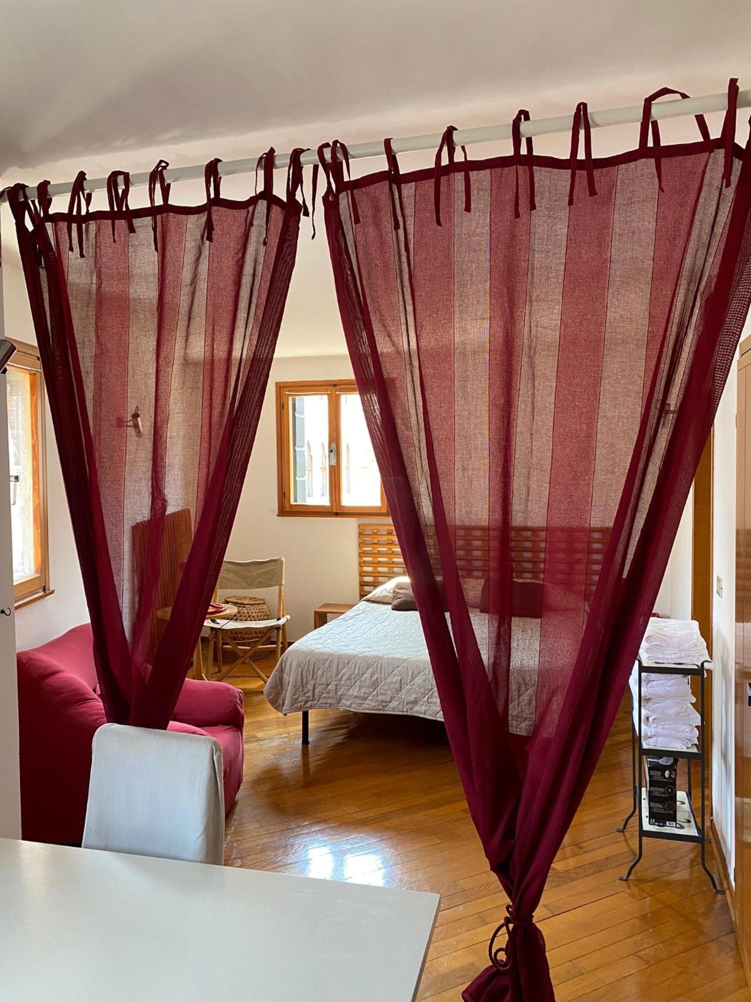 Anzolo Palace - Rooms & Apartments