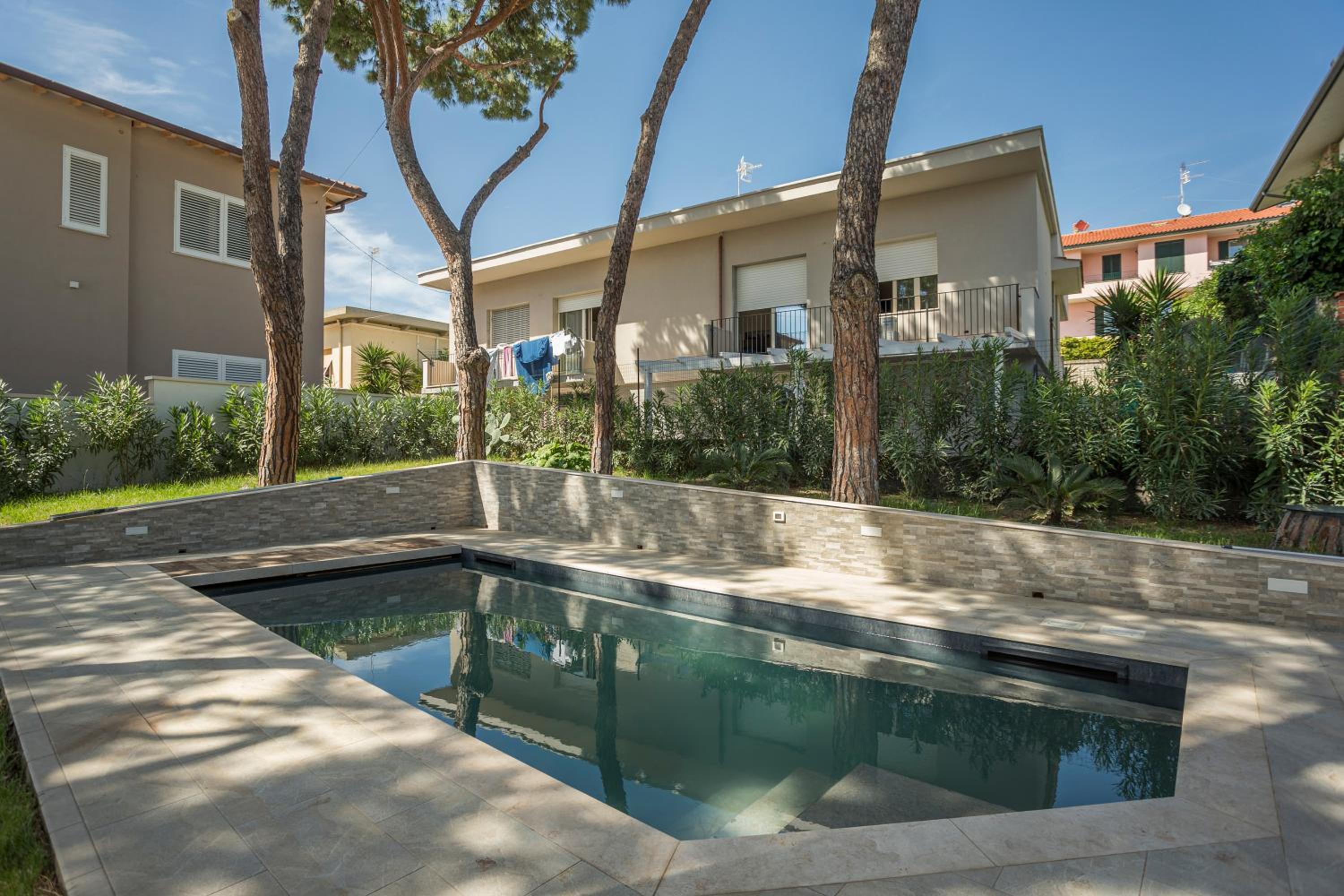 Piombino Apartments - Villa Pari