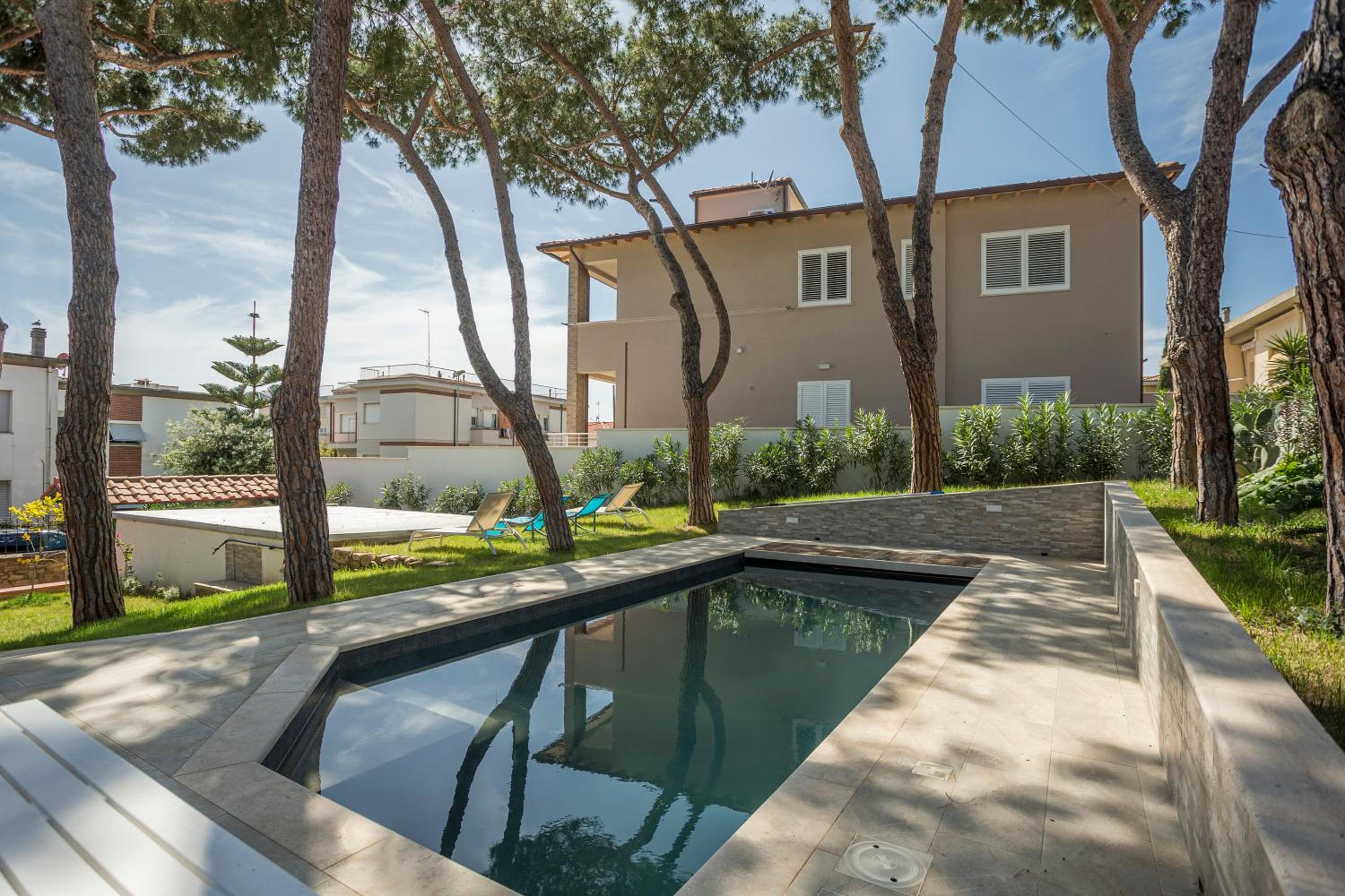 Piombino Apartments - Villa Pari