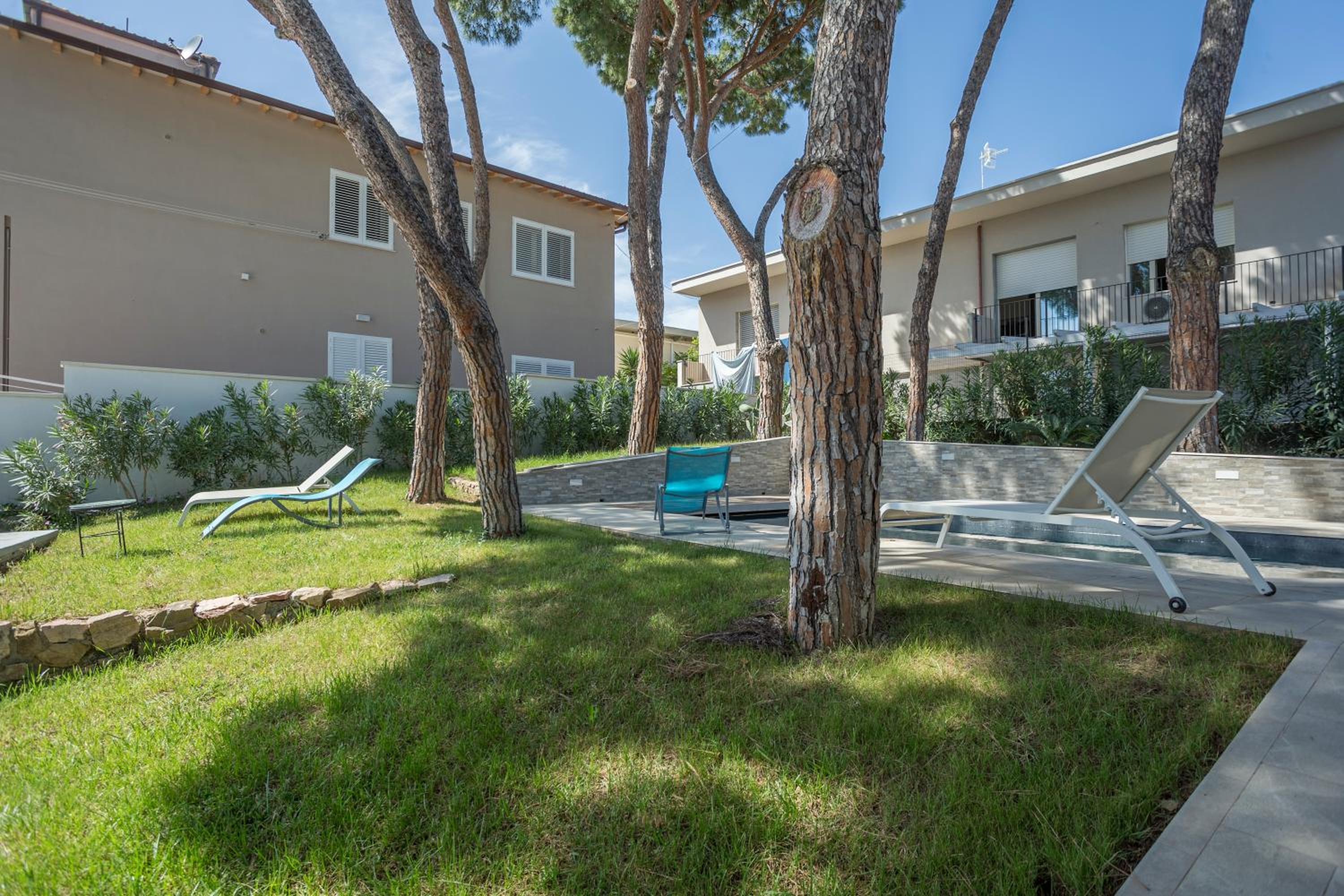 Piombino Apartments - Villa Pari