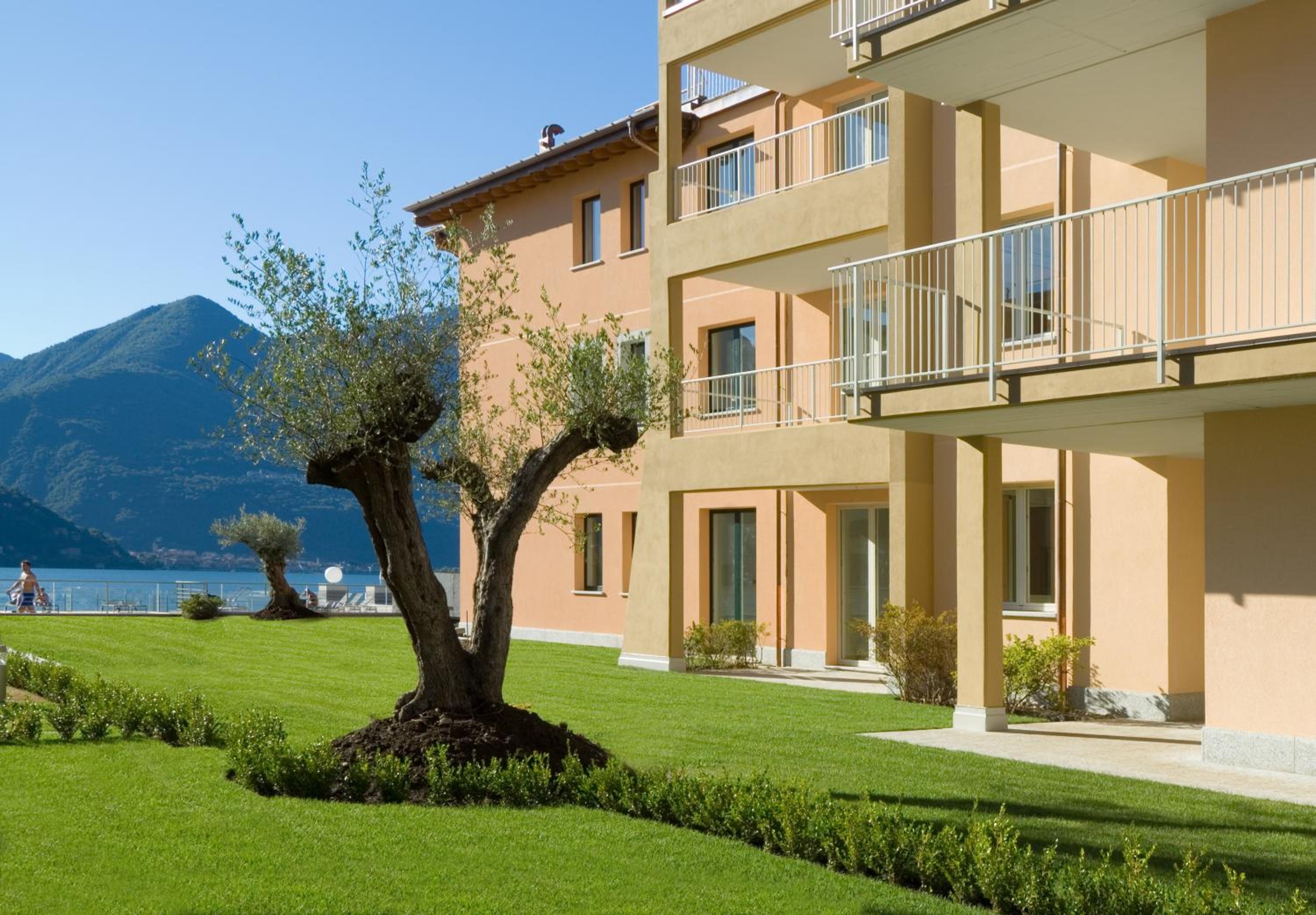 Hotel Golfo Gabella Lake Apartments
