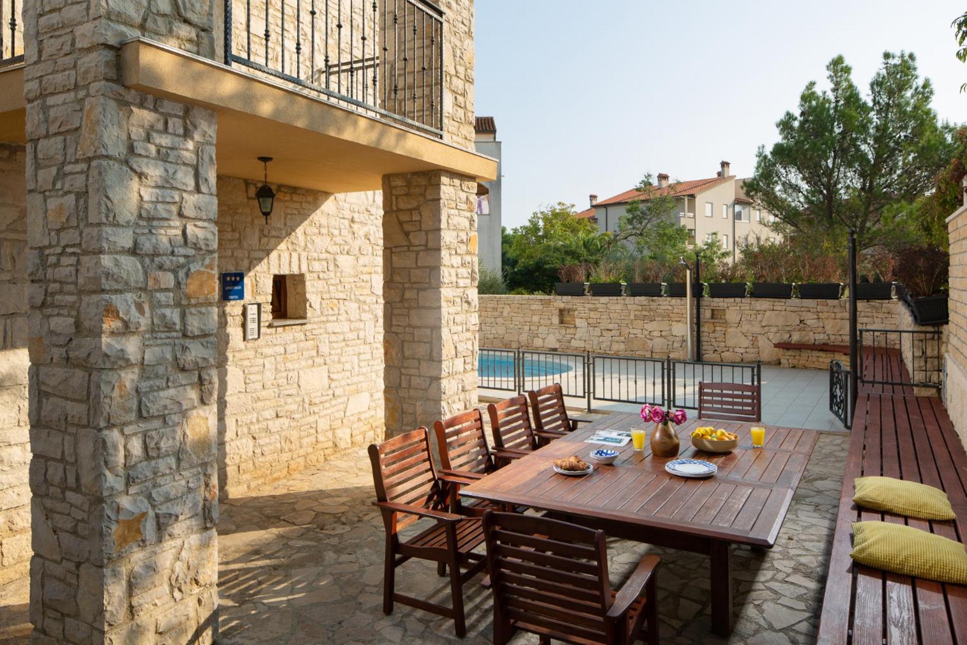 Marlera - Penthouse view 3