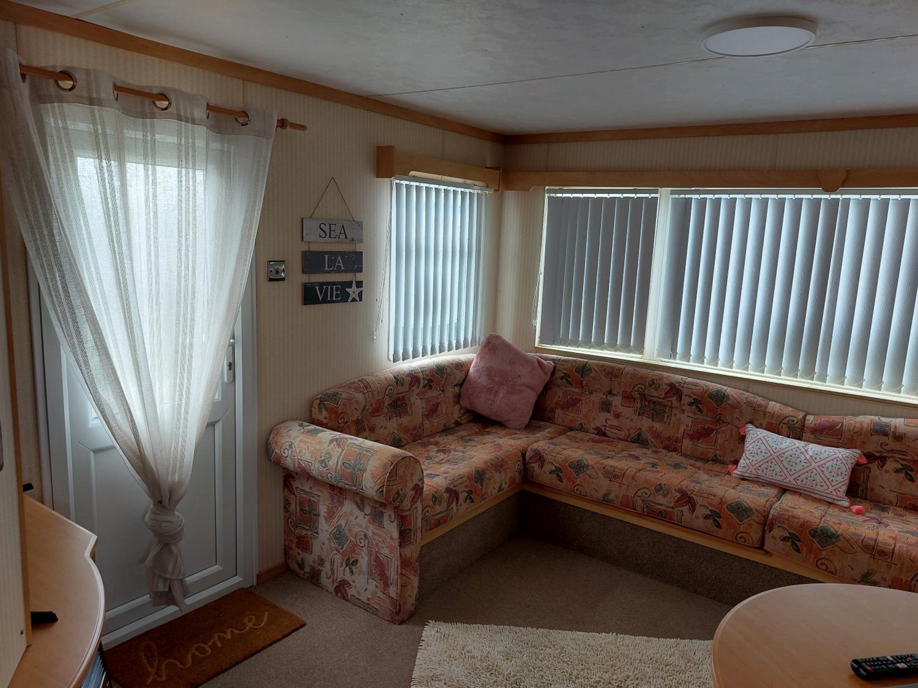 6 berth static caravan, sealands holiday park ingoldmells, skegness view 5