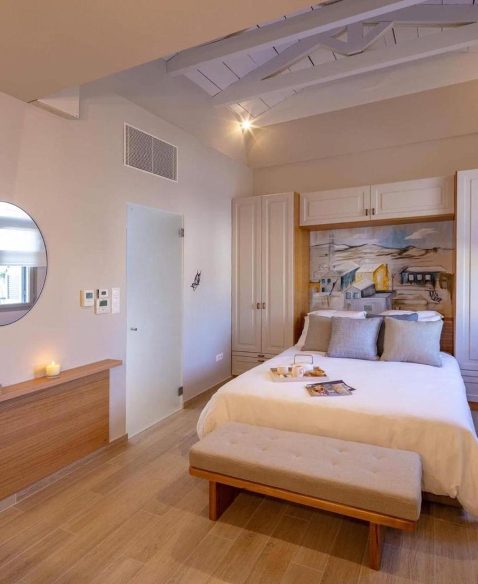 Plaka Cozy Residence