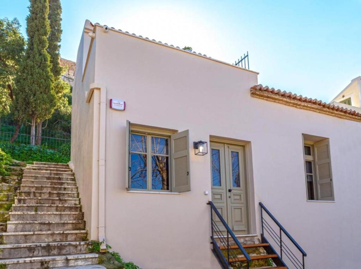 Plaka Cozy Residence