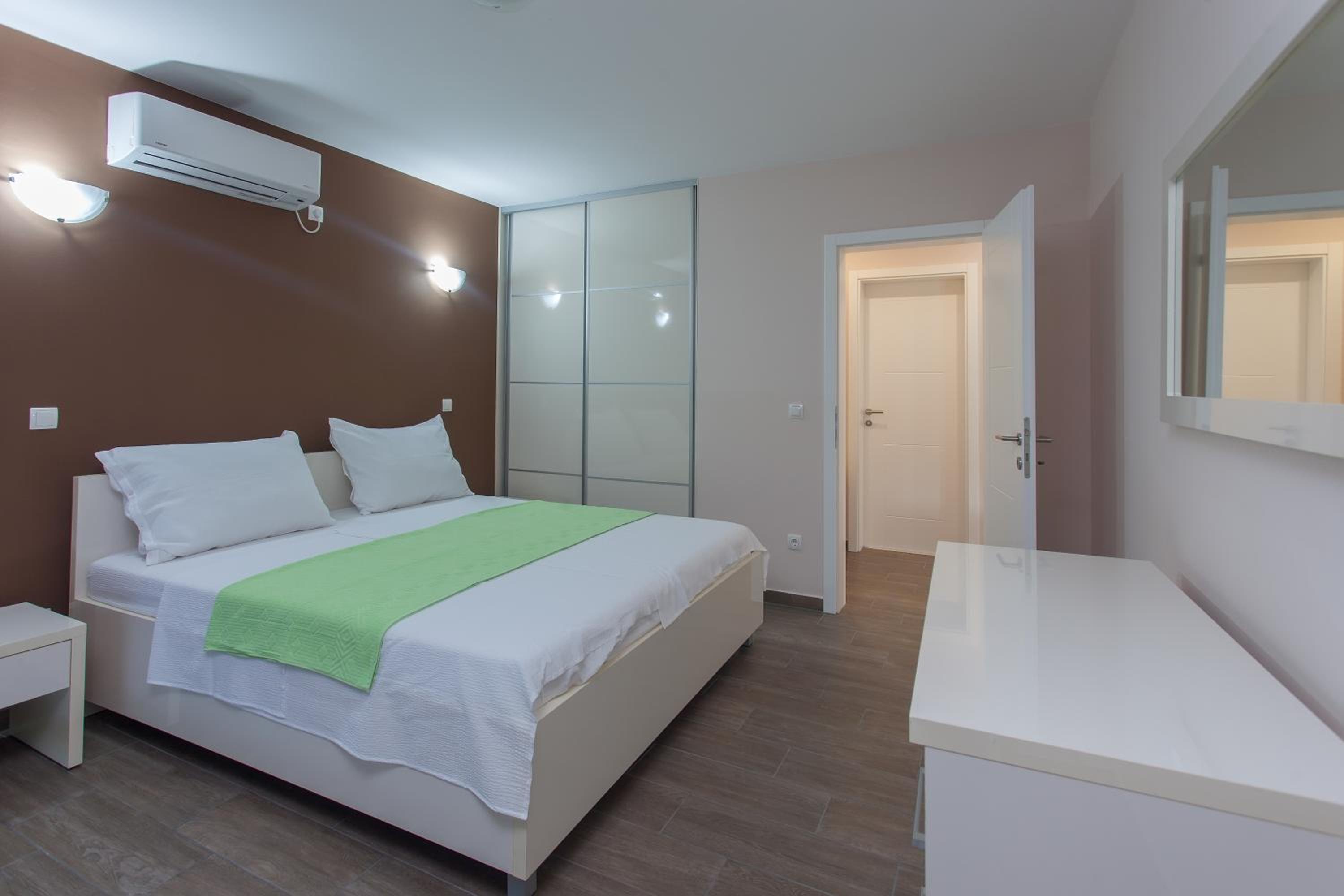 Buna Spring Apartments