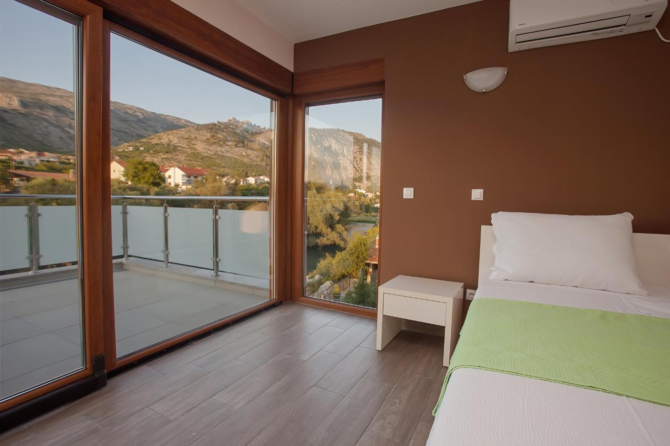 Buna Spring Apartments