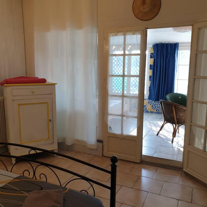 Photo 51