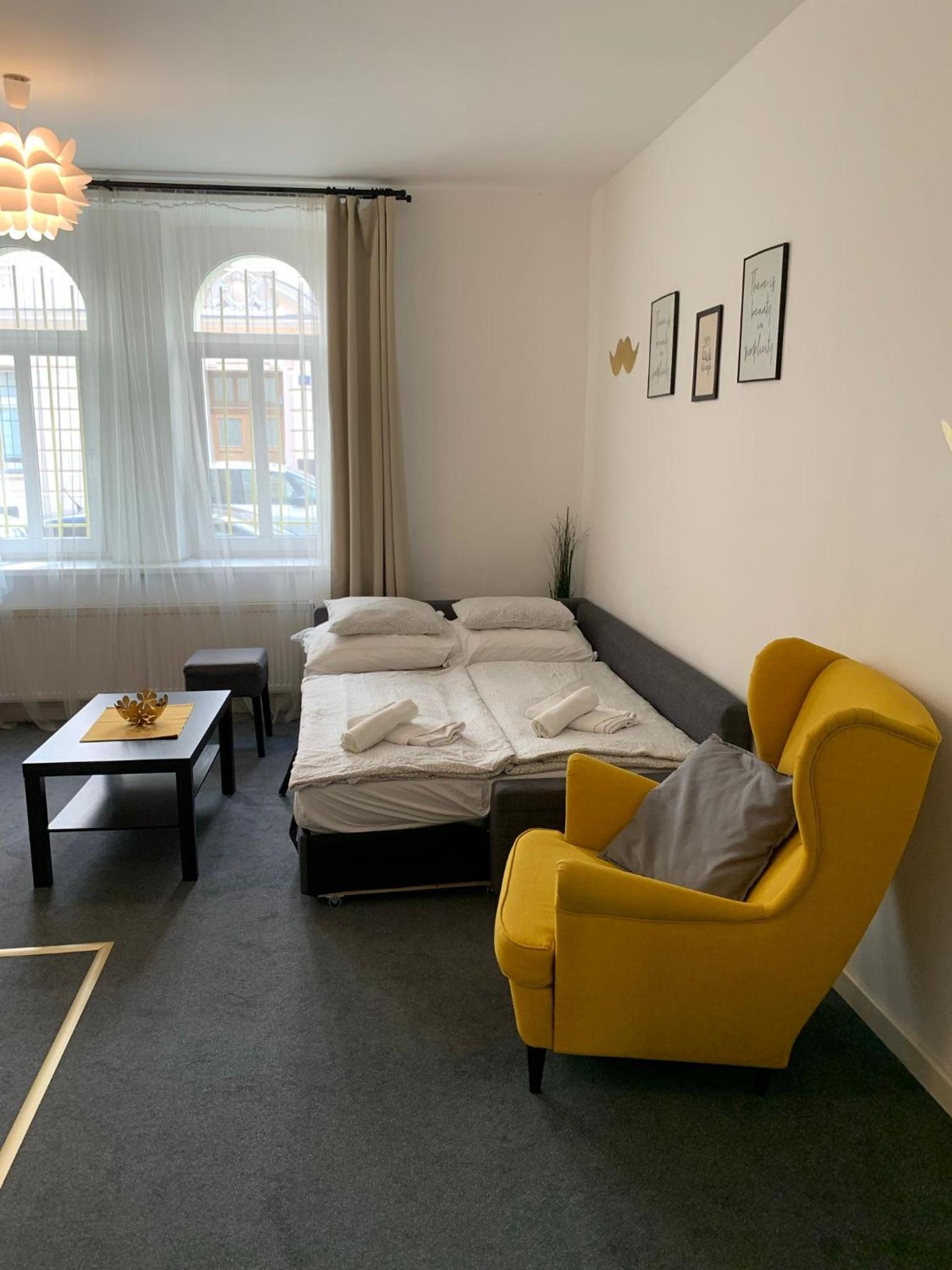 Little Tom Apartments