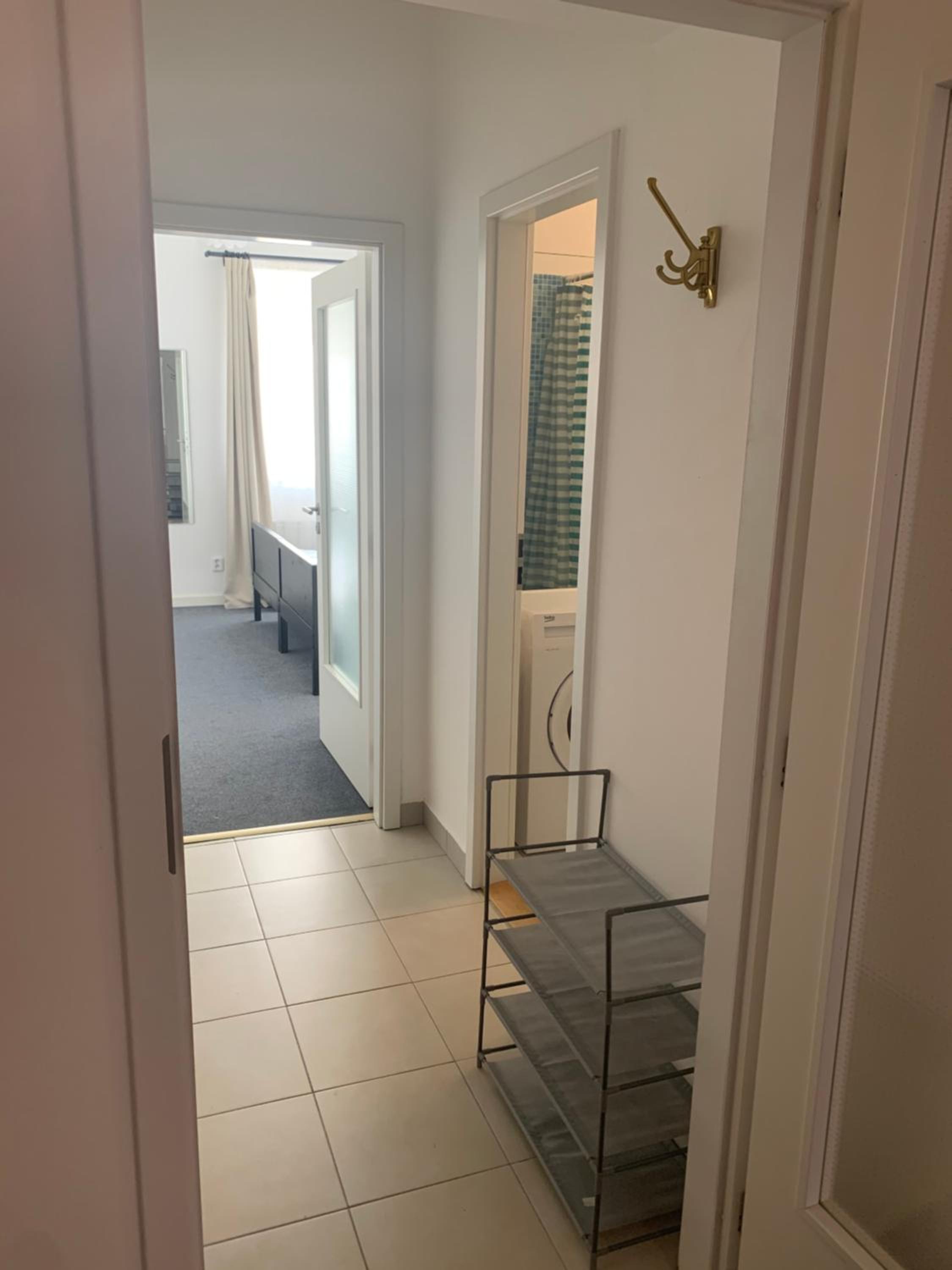 Little Tom Apartments