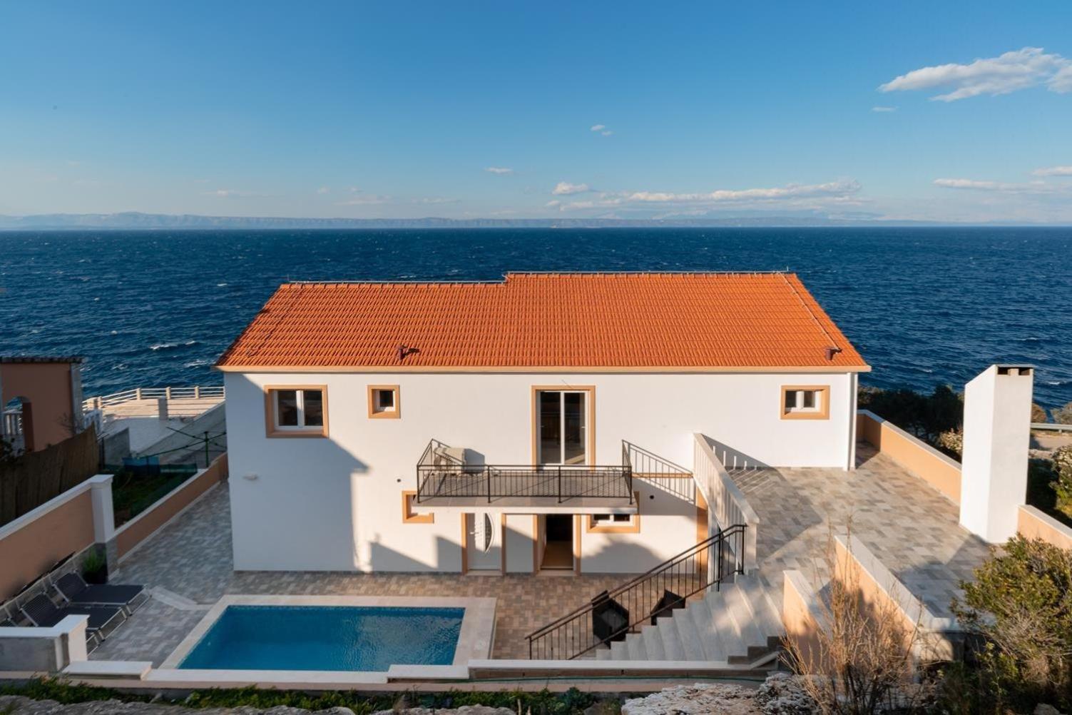 Beautiful Seaside Holiday Home Neda view 2