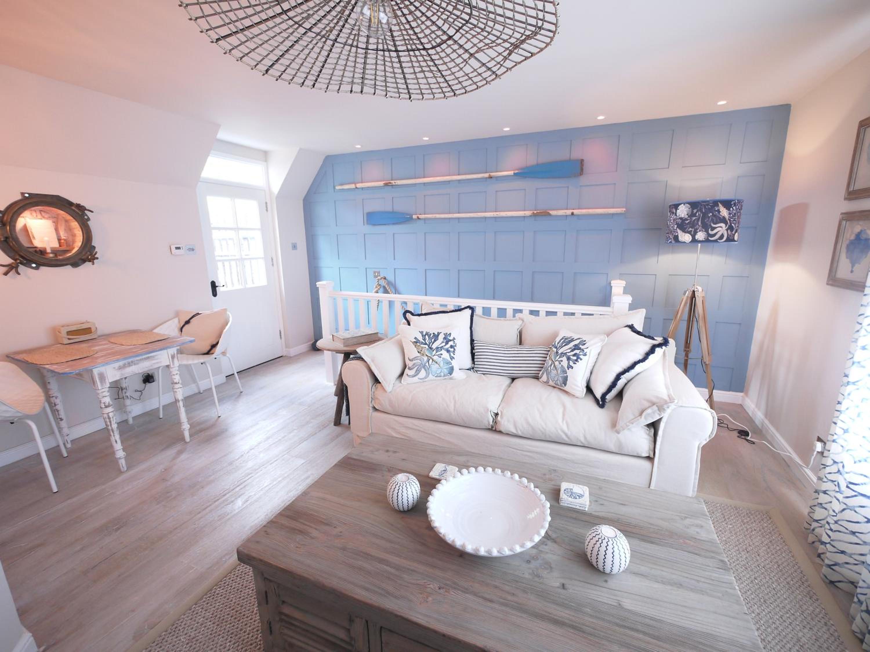 The Wee Blue House, East Neuk view 4