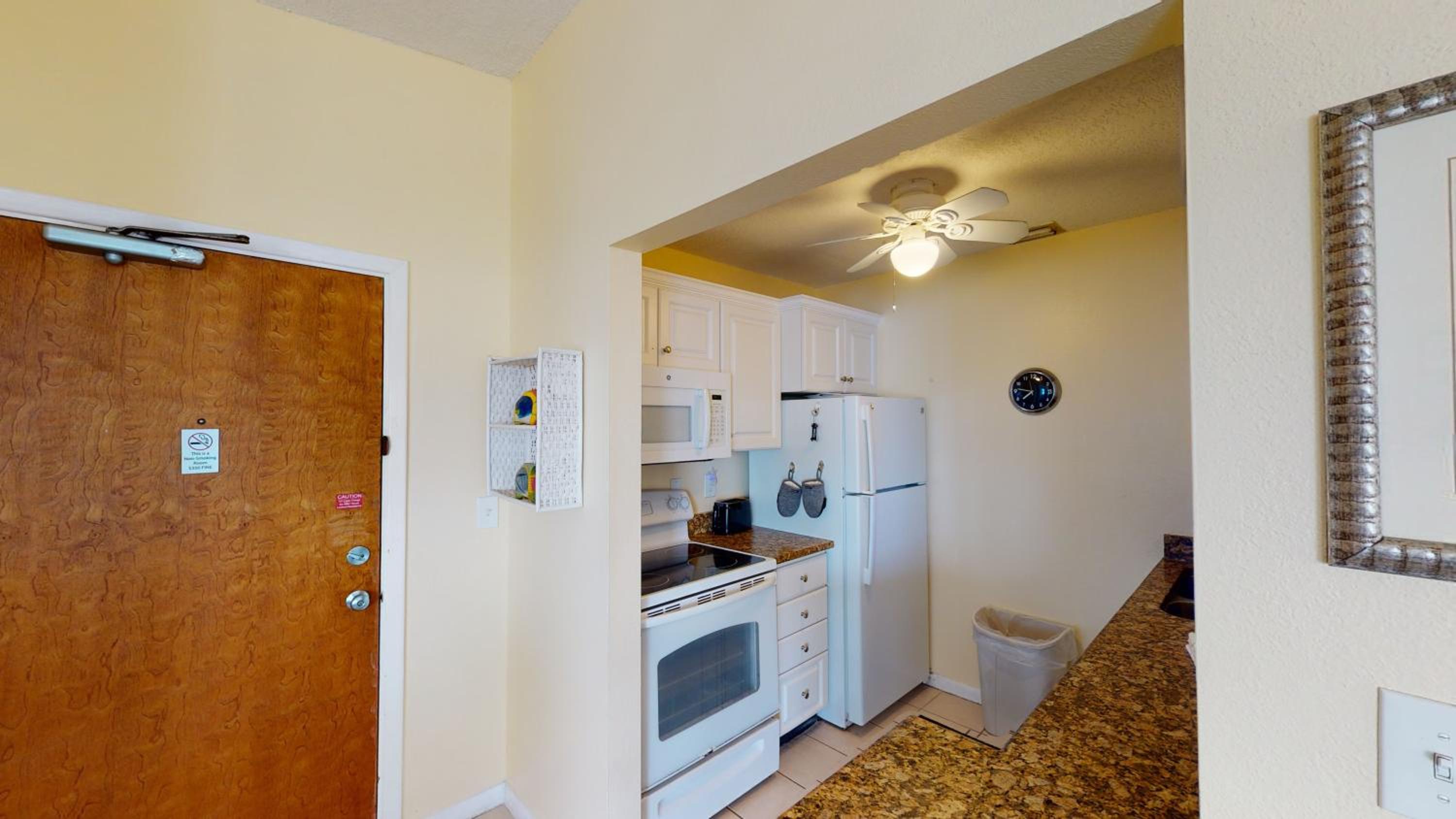 Beach Front 1B1B Balcony 2 Beds - Surf Song #349
