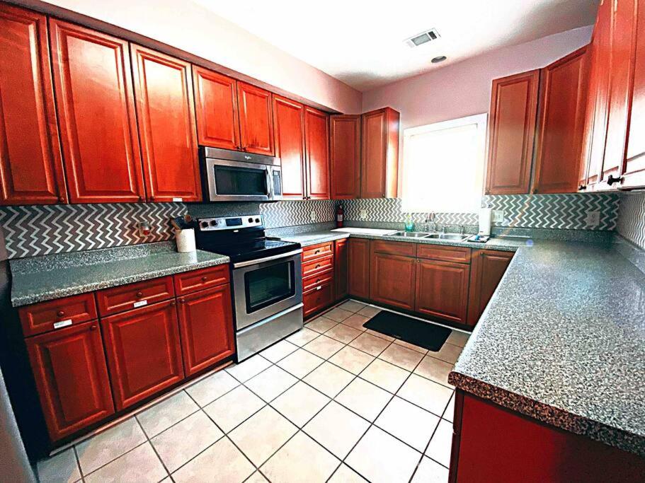 3 Story Lake House Near Historic Downtown view 4