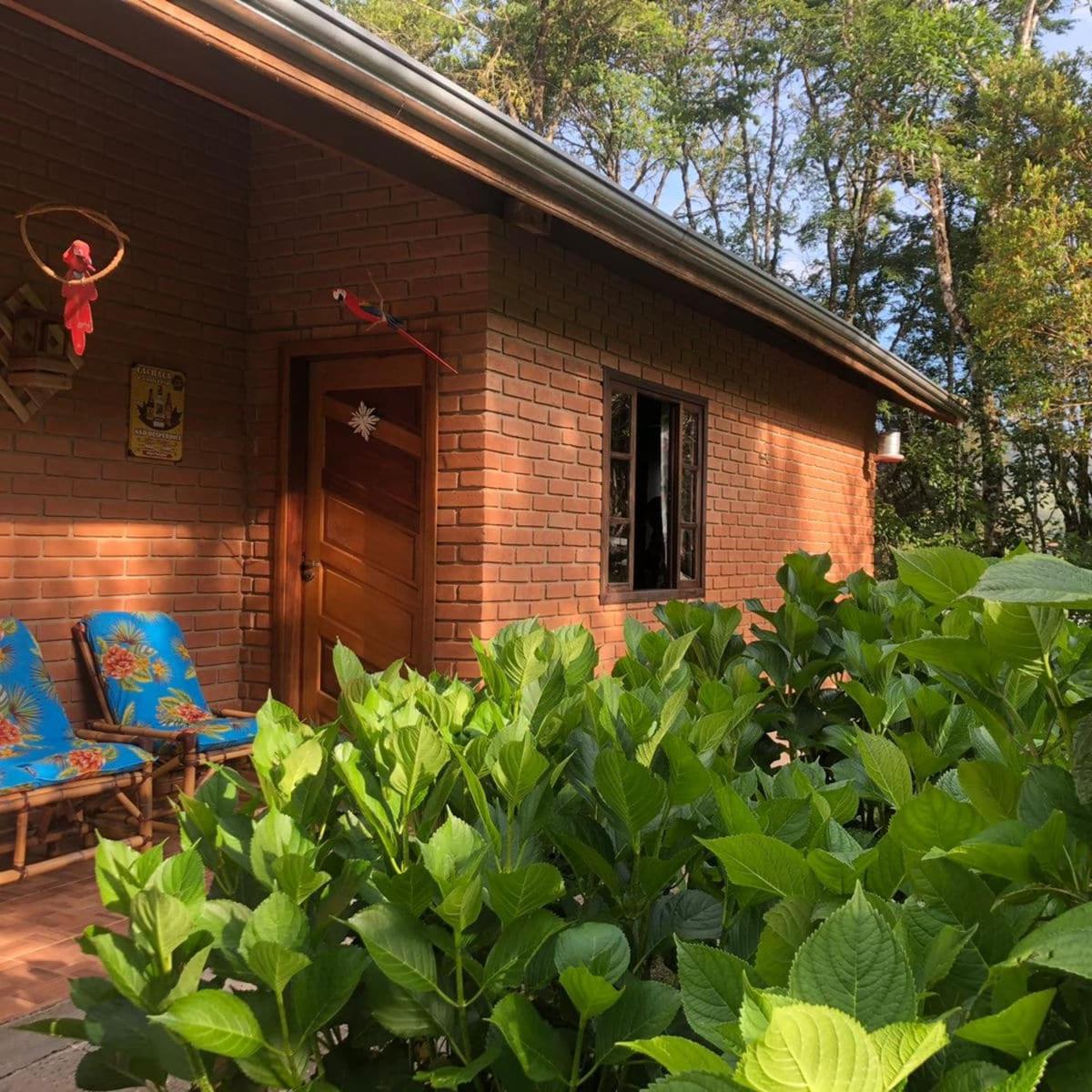 Casa de Campo Meu Pequeno Paraíso