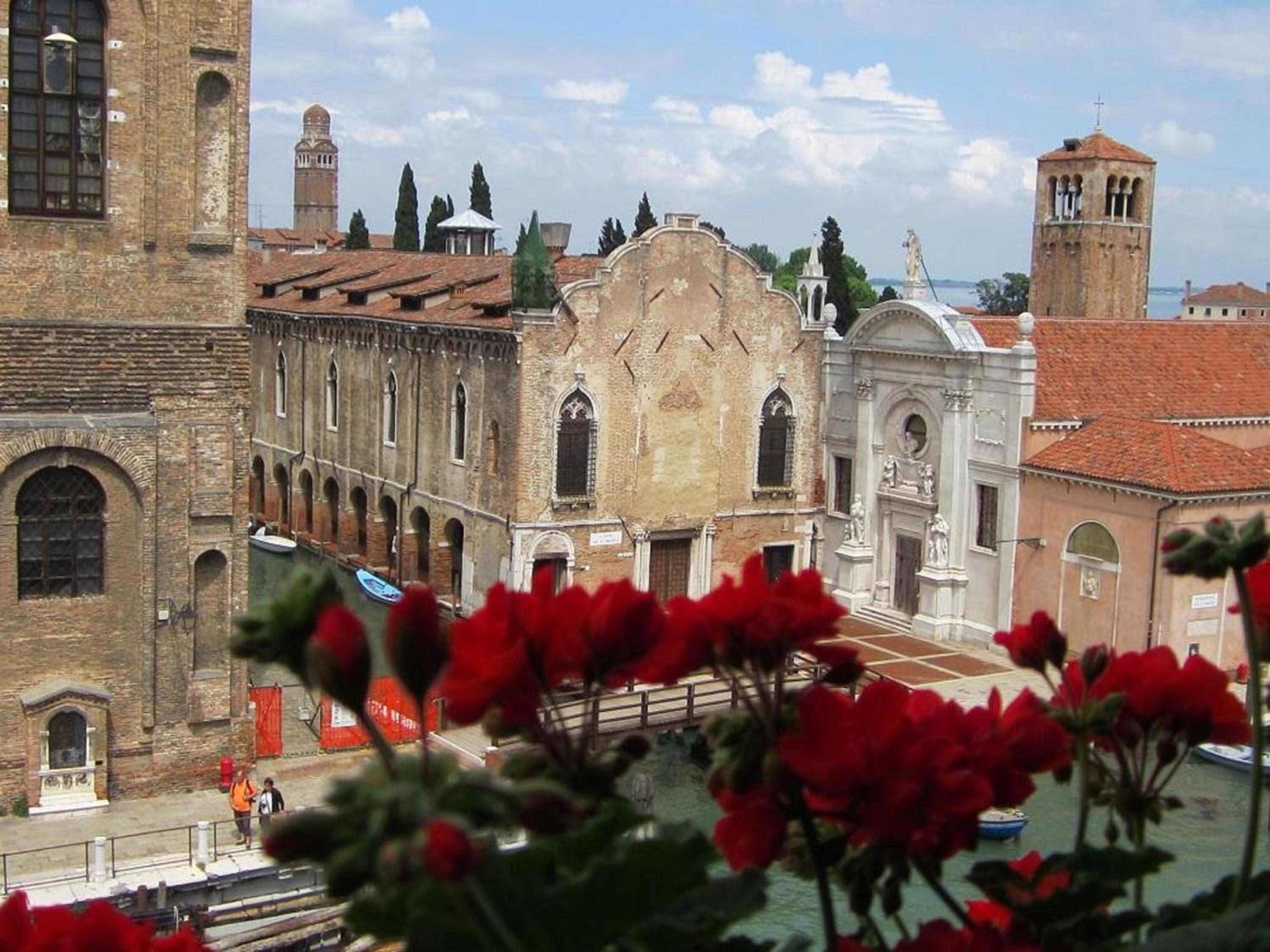 At Home a Palazzo